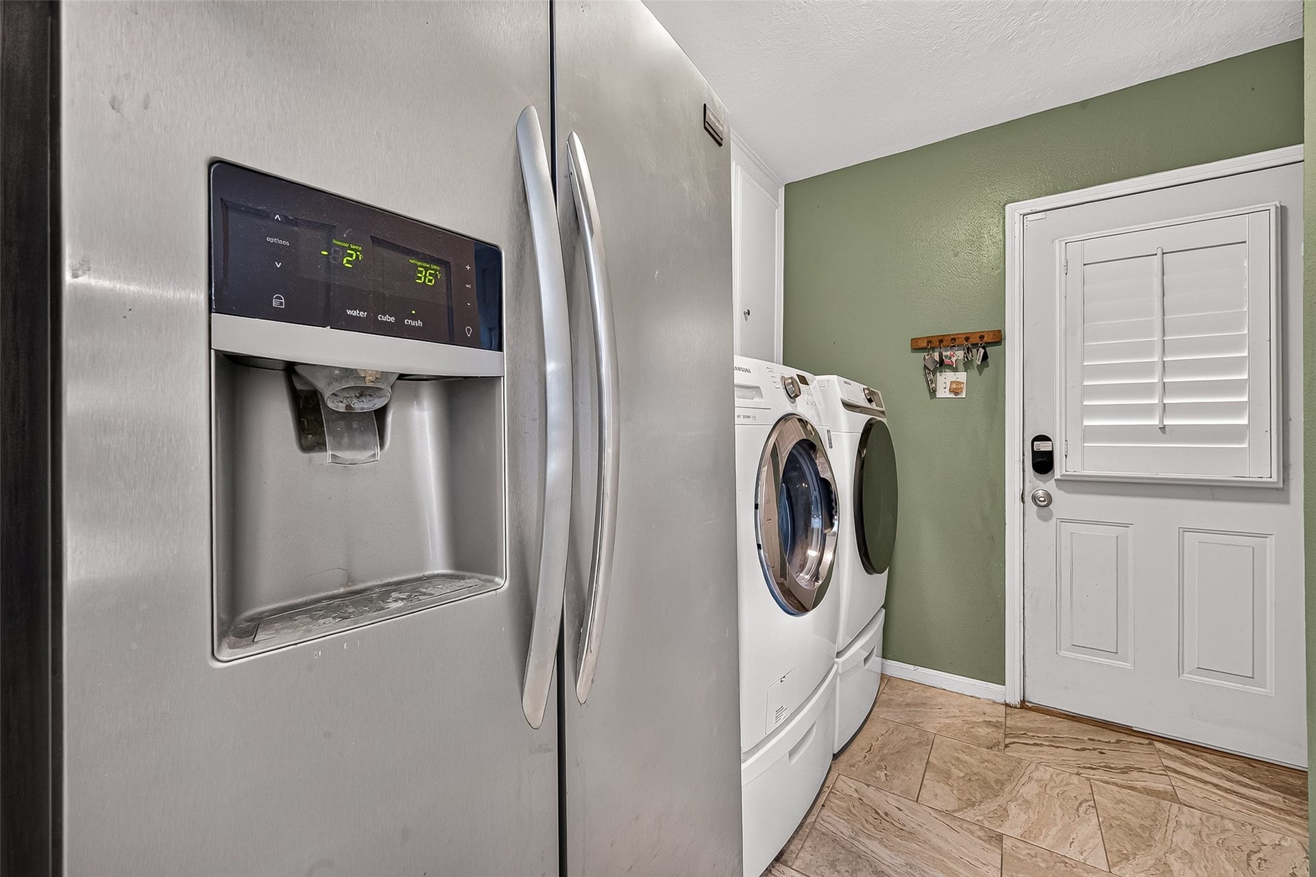1715 Earl Of Dunmore Street, Katy, TX 77449 Laundry room