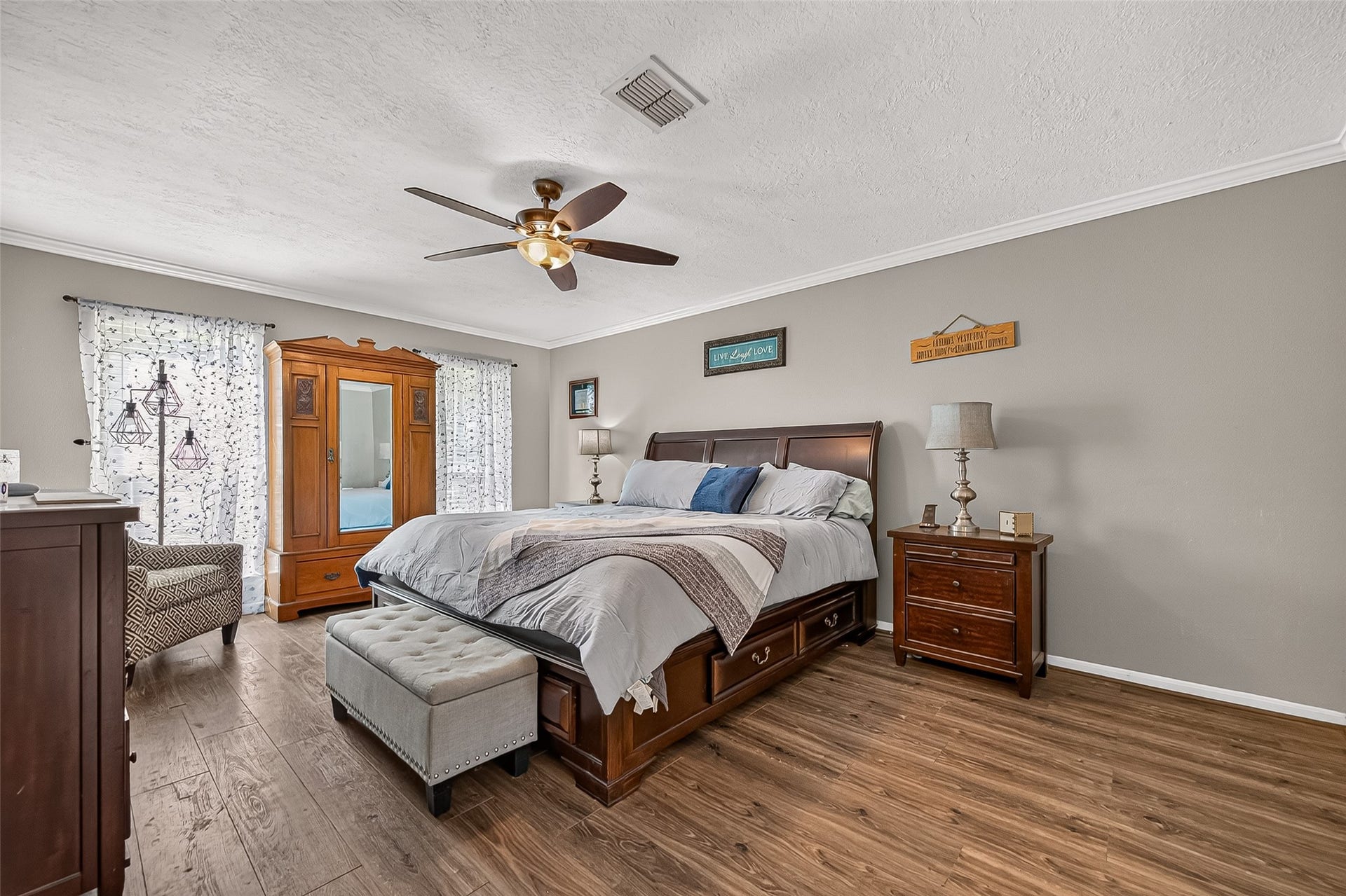 1715 Earl Of Dunmore Street, Katy, TX 77449 Primary Suite