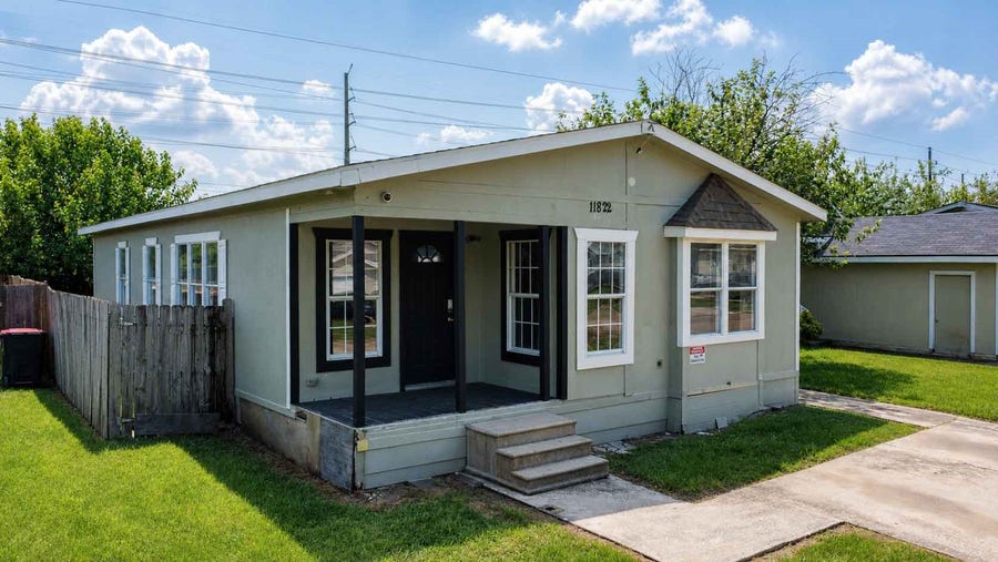 Property photo for 11822 Greenspark Lane, Houston, TX