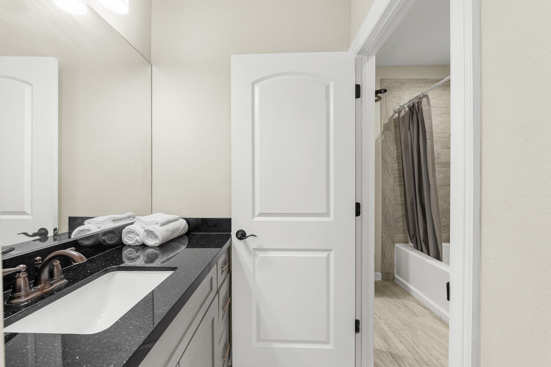 25203 Wilkes Park, Tomball, TX 77375