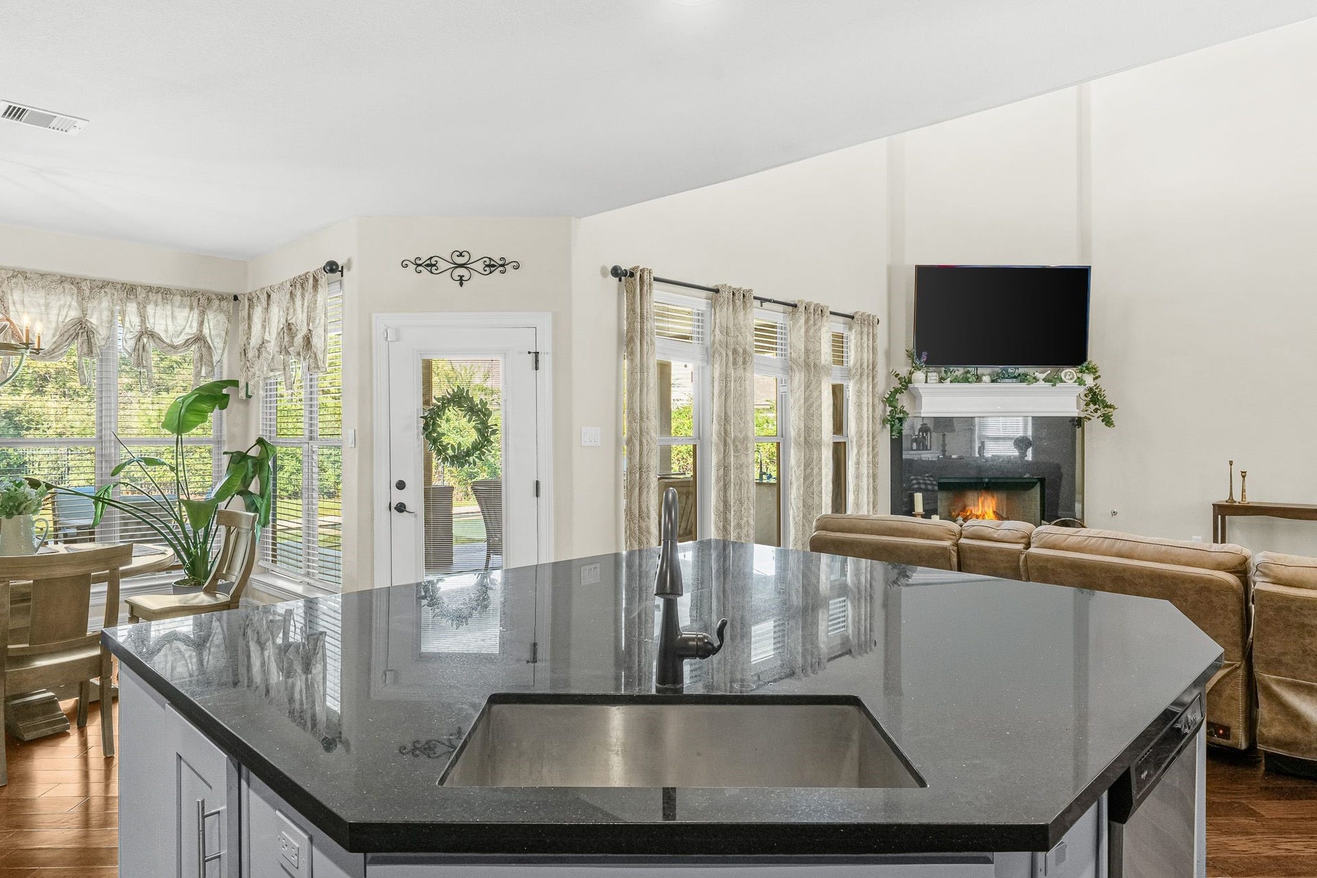 25203 Wilkes Park, Tomball, TX 77375