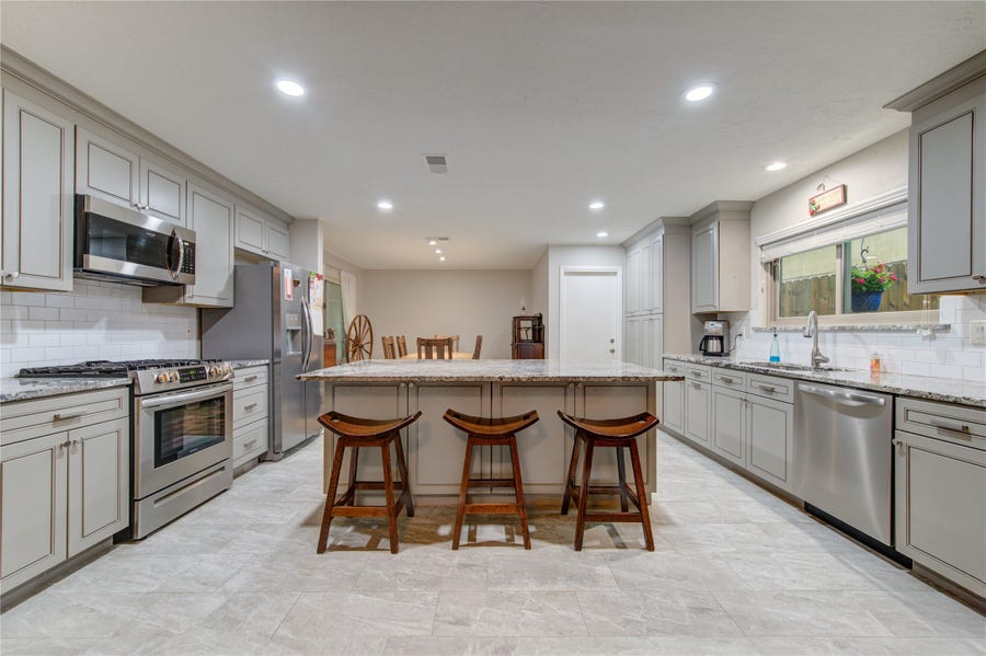 Property photo for 17559 S Compass Rose Circle Circle, Crosby, TX