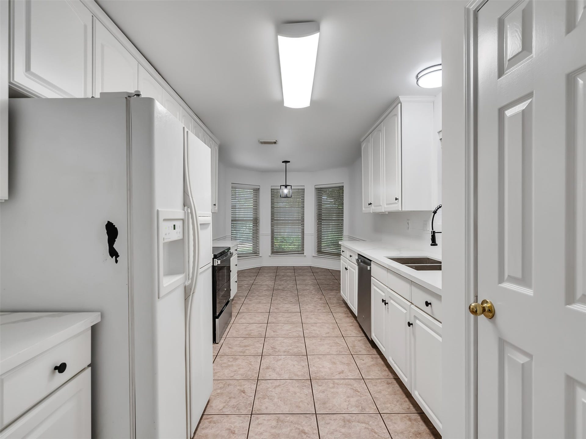 2819 Poplar Creek Lane, Pearland, TX 77584
