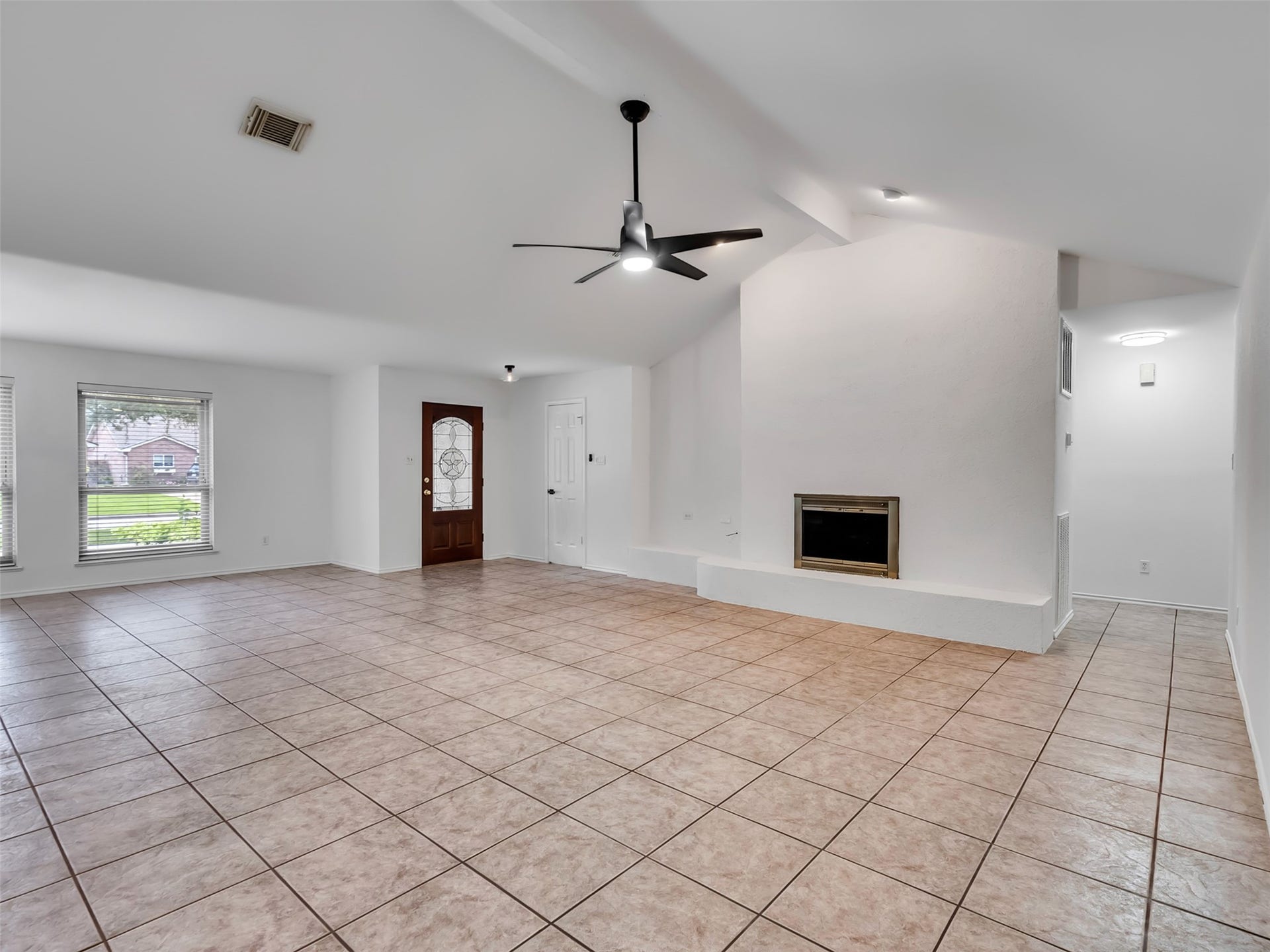 2819 Poplar Creek Lane, Pearland, TX 77584