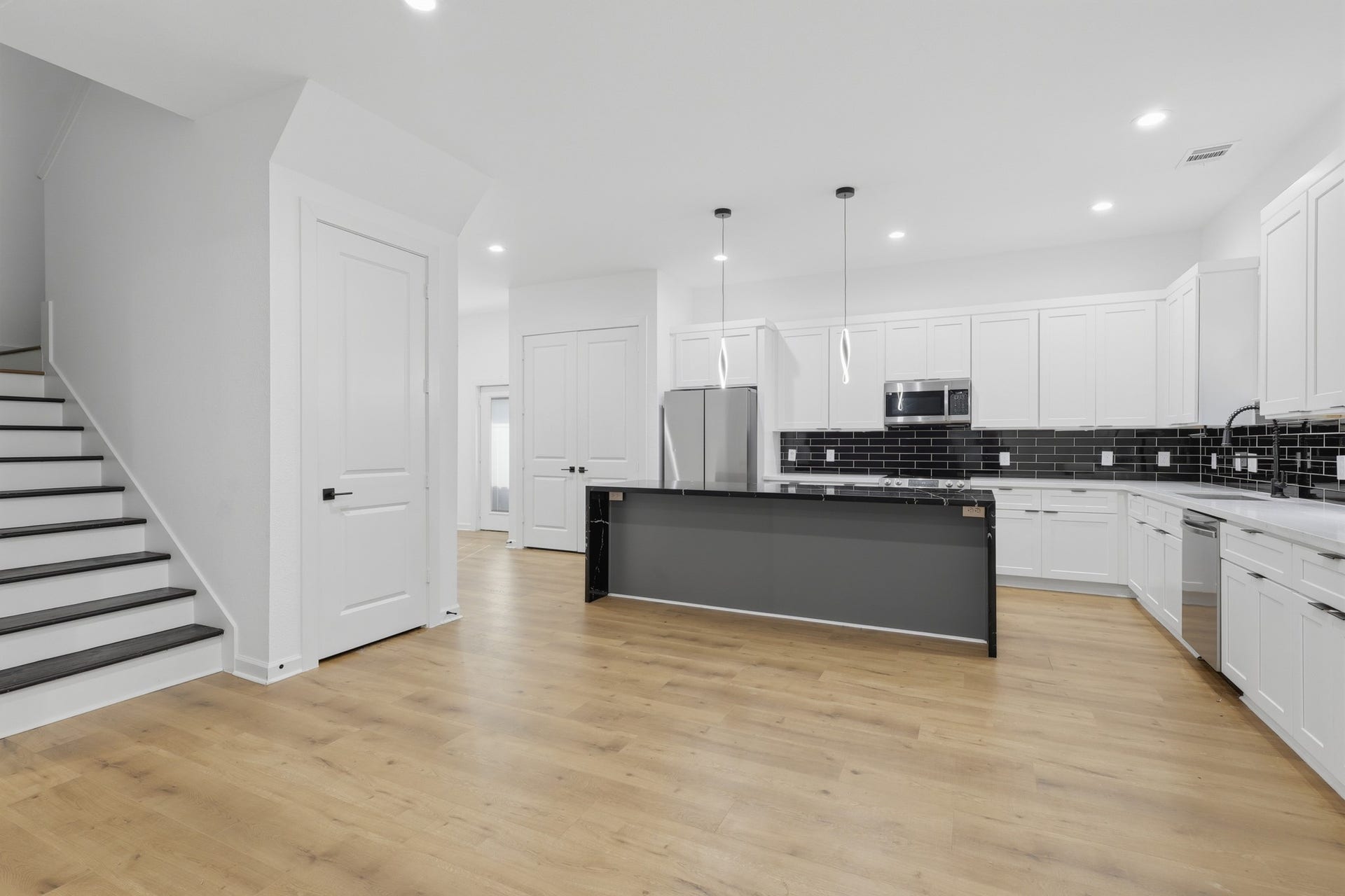 3402 Nathaniel Brown Street, #A/B, Houston, TX 77021 3402 Nathaniel Brown Street, #A/B, Houston, TX 77021