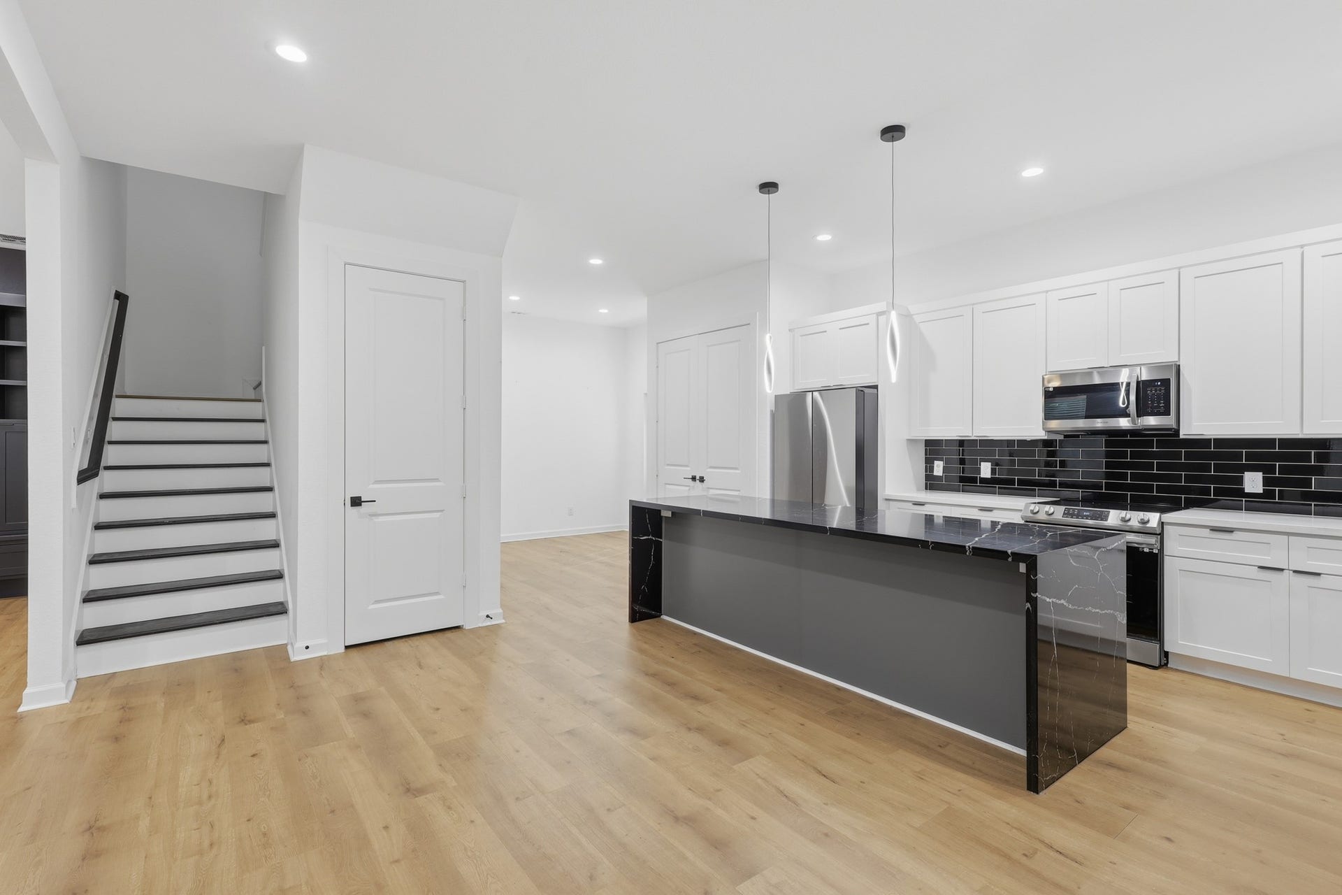 3402 Nathaniel Brown Street, #A/B, Houston, TX 77021 3402 Nathaniel Brown Street, #A/B, Houston, TX 77021