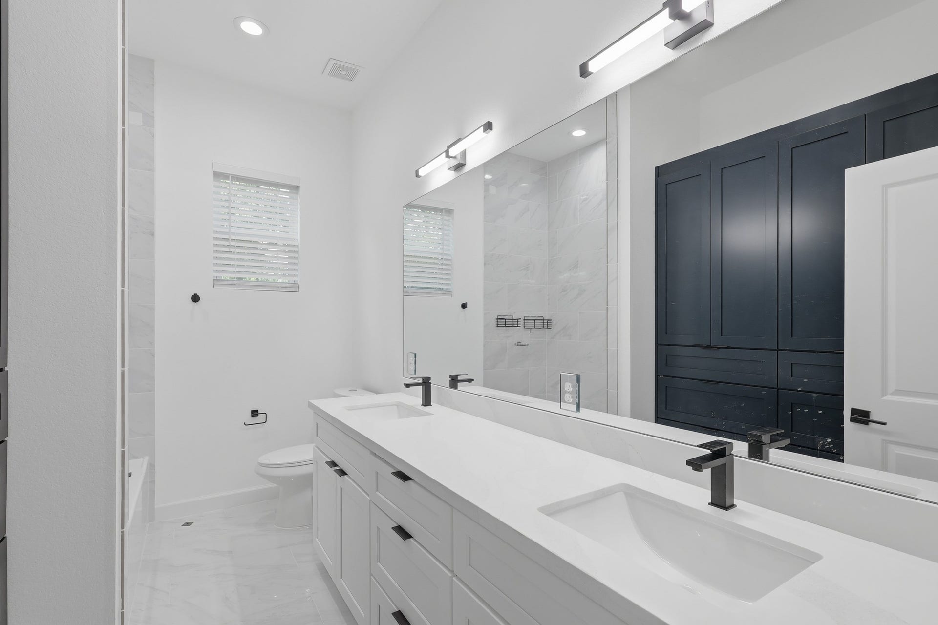 3402 Nathaniel Brown Street, #A/B, Houston, TX 77021 3402 Nathaniel Brown Street, #A/B, Houston, TX 77021