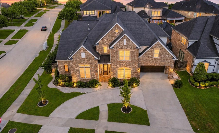 Property photo for 5303 Briarcliff Lane, Fulshear, TX