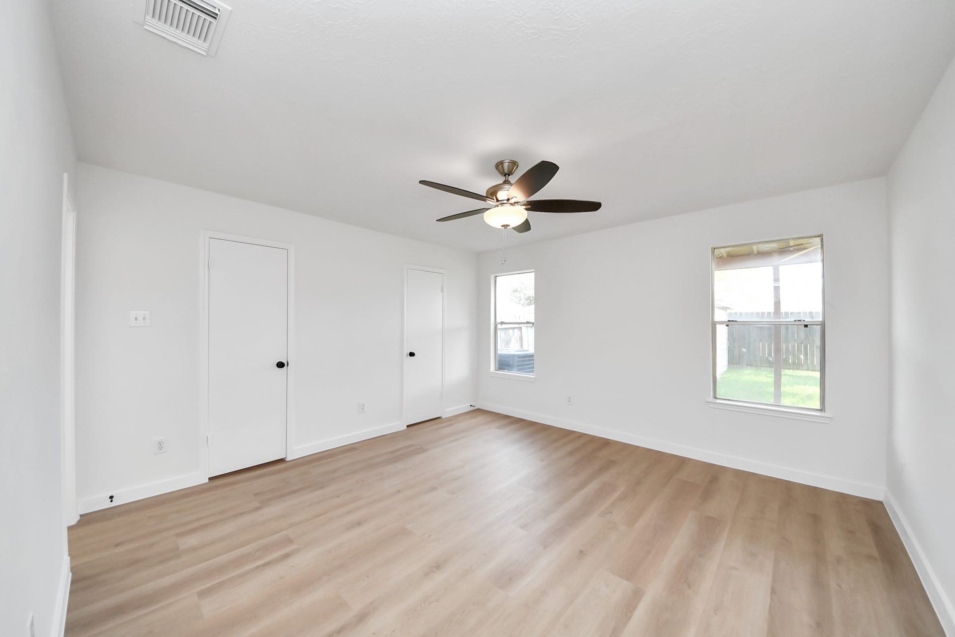 1911 Wildwood Ridge Drive, Missouri City, TX 77489 1911 Wildwood Ridge Drive, Missouri City, TX 77489