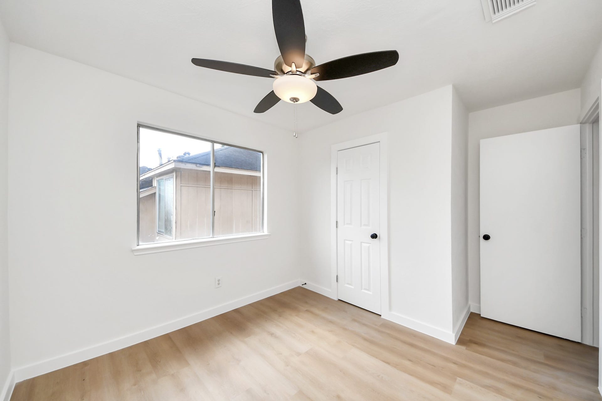 1911 Wildwood Ridge Drive, Missouri City, TX 77489 1911 Wildwood Ridge Drive, Missouri City, TX 77489
