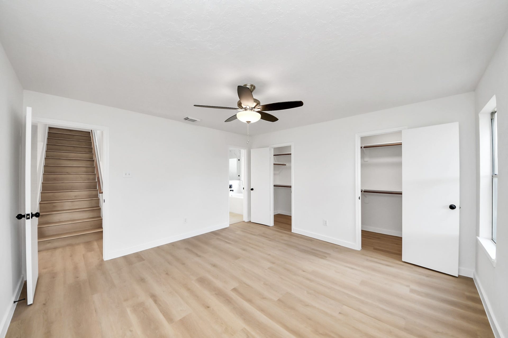 1911 Wildwood Ridge Drive, Missouri City, TX 77489 1911 Wildwood Ridge Drive, Missouri City, TX 77489