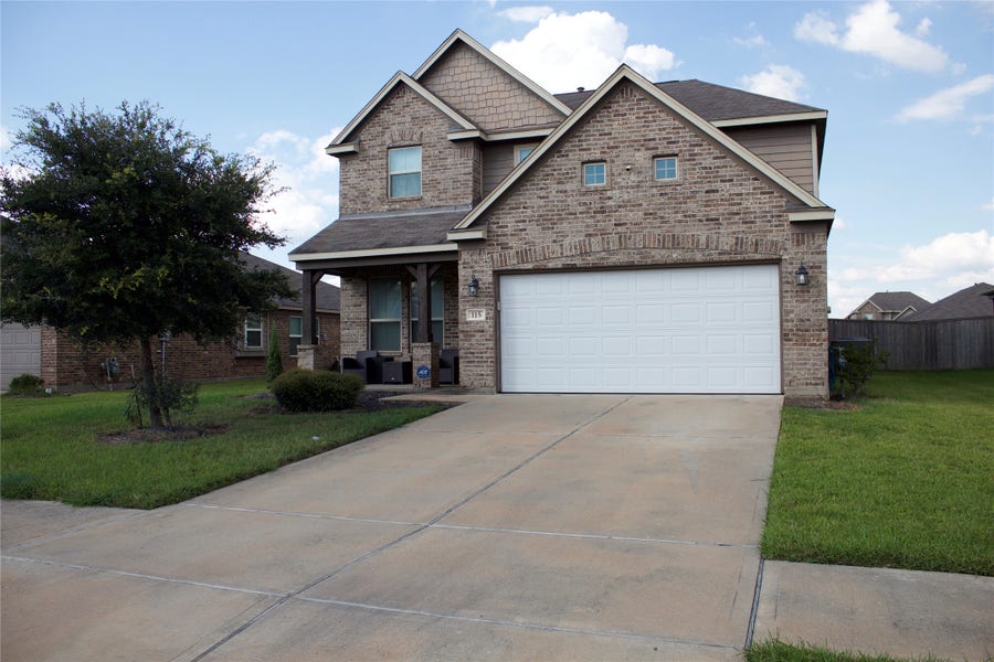 Property photo for 115 Saw Mill Ridge, Rosharon, TX