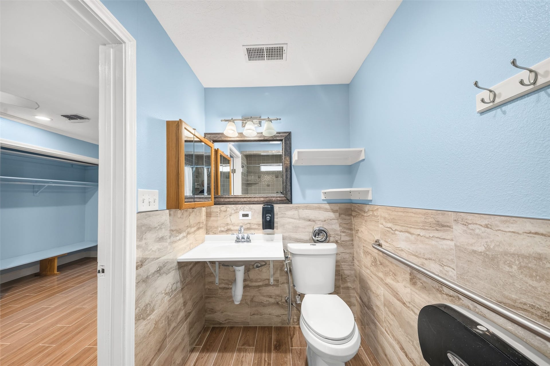25318 Spring Ridge Drive, Spring, TX 77386 25318 Spring Ridge Drive, Spring, TX 77386