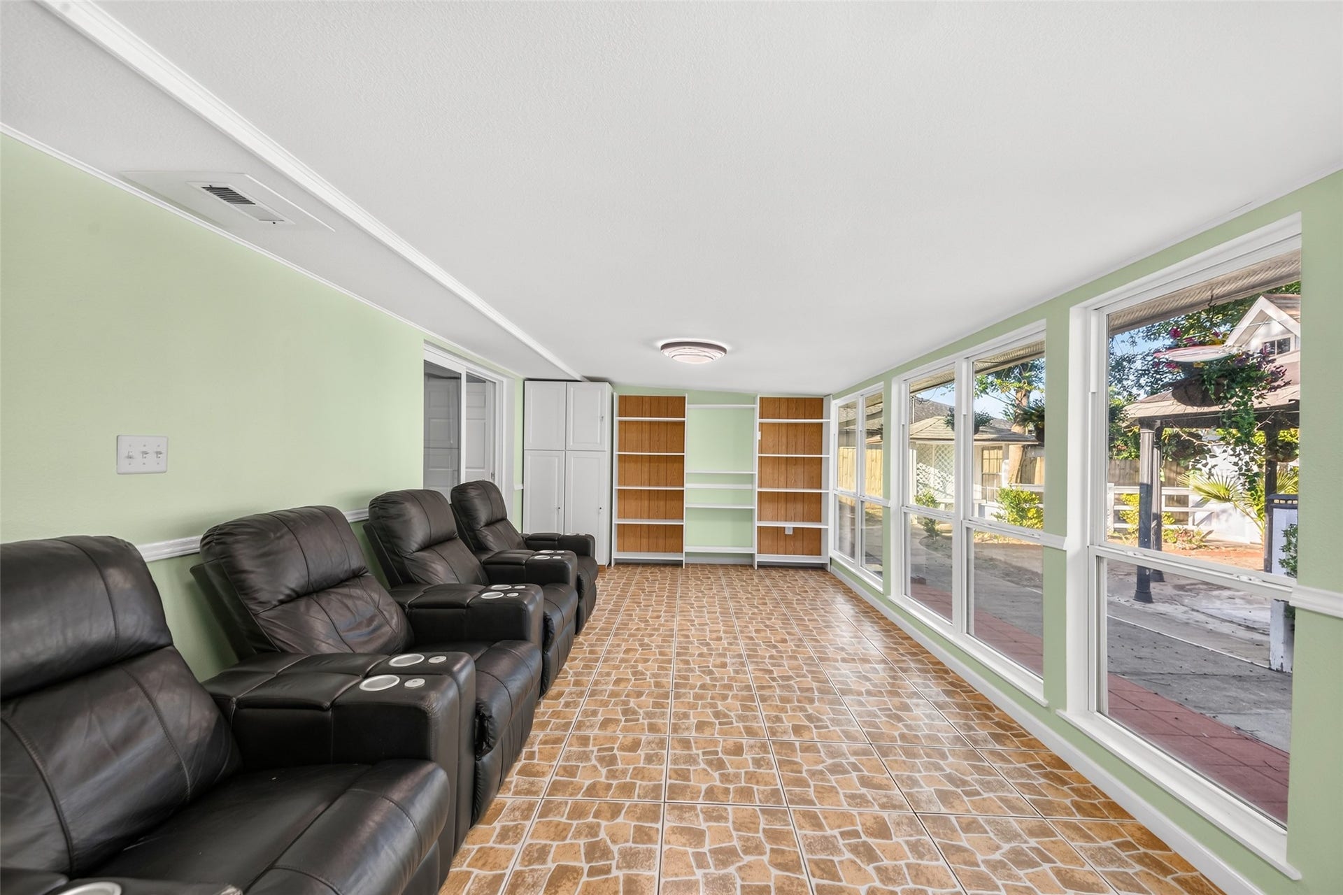 25318 Spring Ridge Drive, Spring, TX 77386 25318 Spring Ridge Drive, Spring, TX 77386
