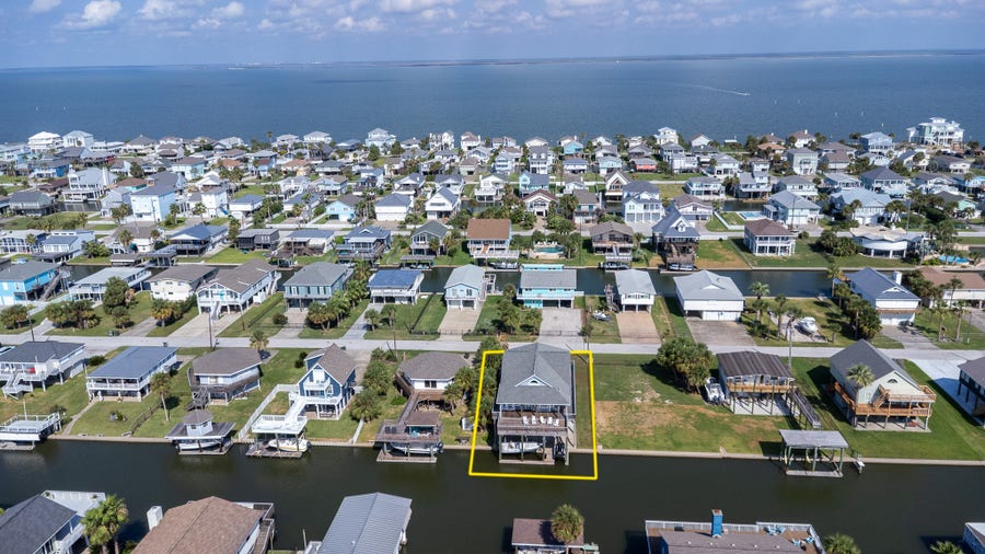 Property photo for 21815 Matagorda Drive, Galveston, TX