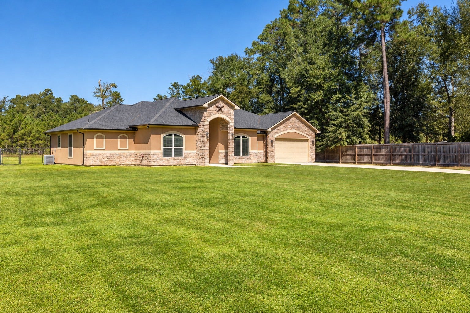 27639 Concho Drive, Splendora, TX 77372 27639 Concho Drive, Splendora, TX 77372