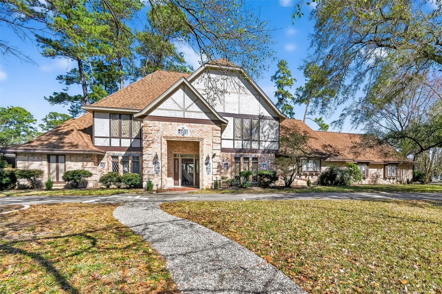 Property photo for 11302 Hylander Drive, Houston, TX