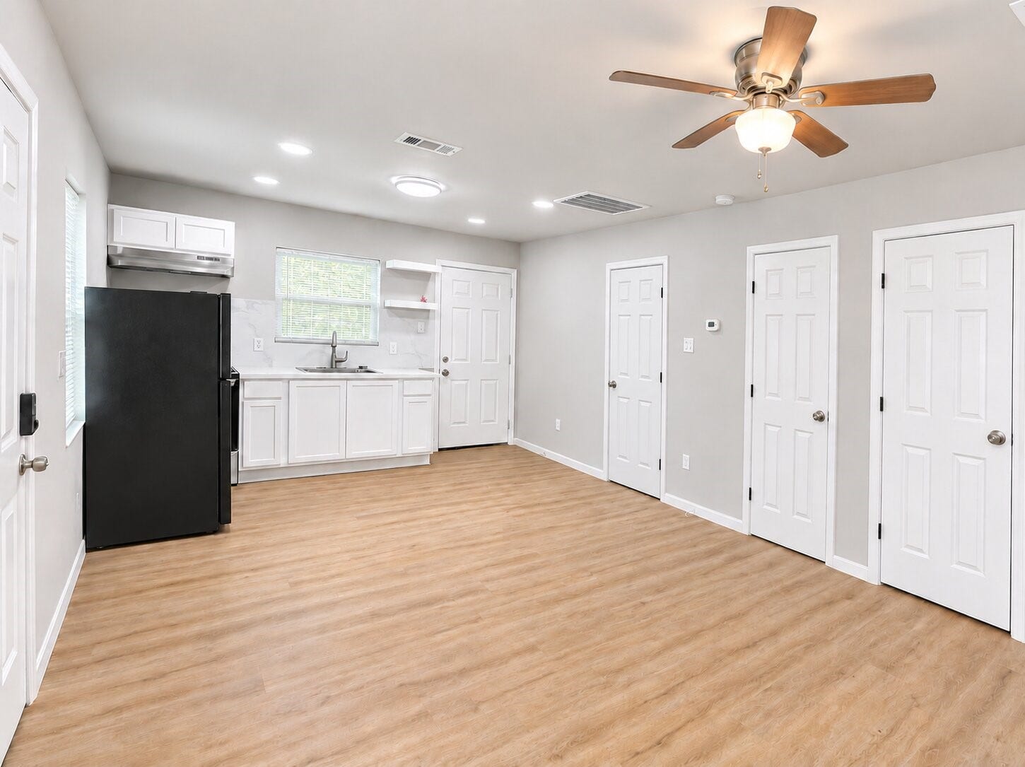 15521 Highway 6, Santa Fe, TX 77517 15521 Highway 6, Santa Fe, TX 77517