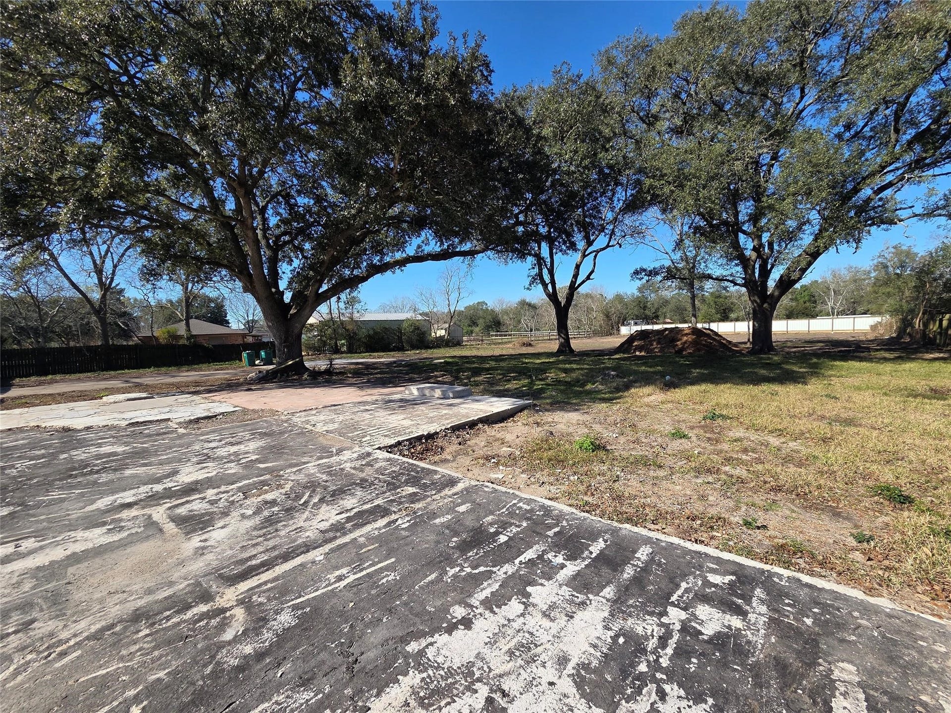 414 Gordy Road, Bacliff, TX 77518 414 Gordy Road, Bacliff, TX 77518