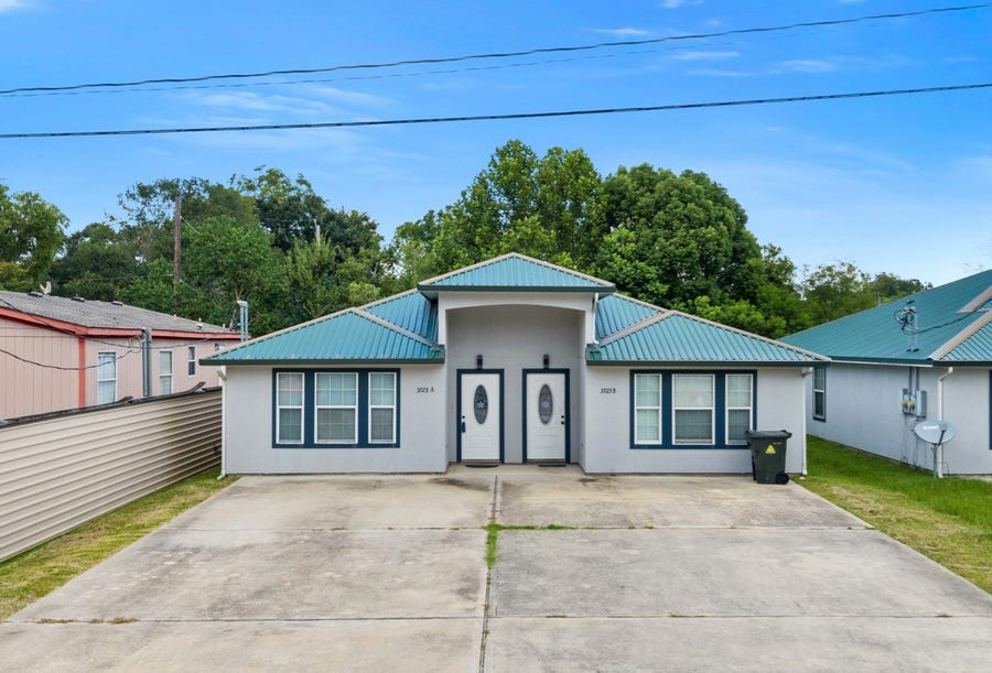 Property photo for 3723 Putnam Drive, #A, Bacliff, TX