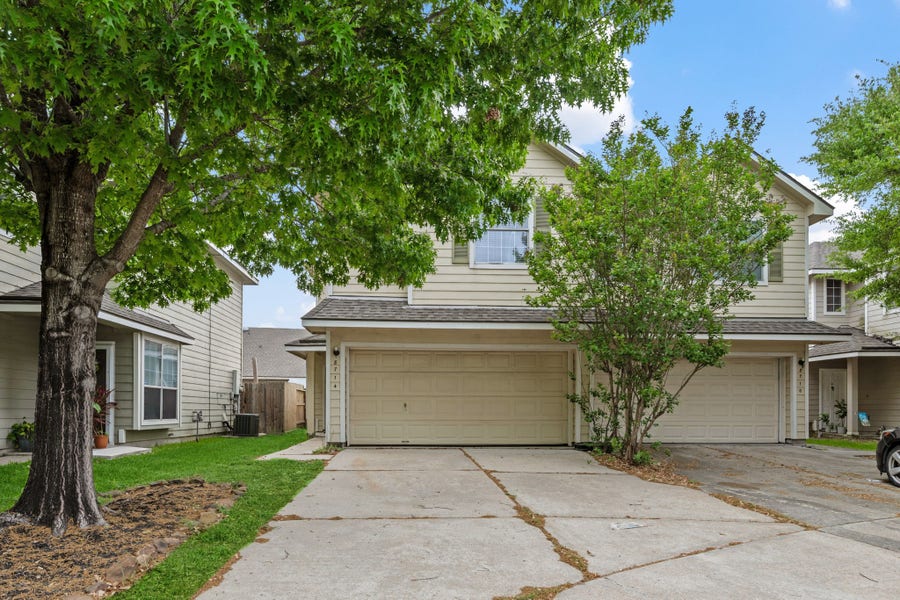 Property photo for 8714 Thistlemoor Lane, Houston, TX