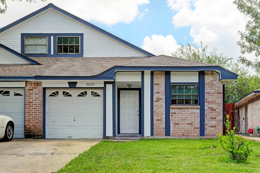 Property photo for 10020 Lasaber Court, Houston, TX