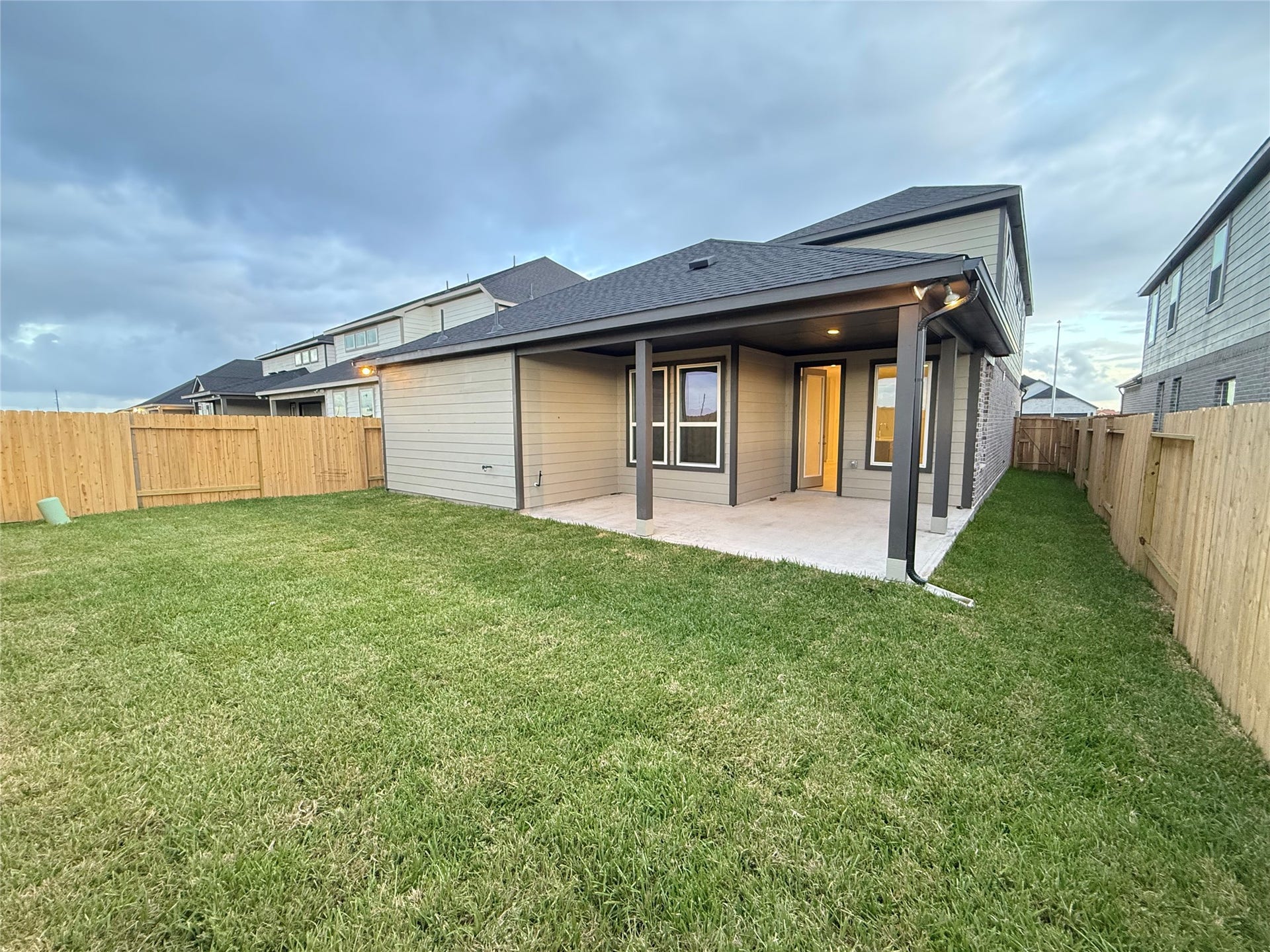 803 Orchard Vale Road, Rosharon, TX 77583 803 Orchard Vale Road, Rosharon, TX 77583