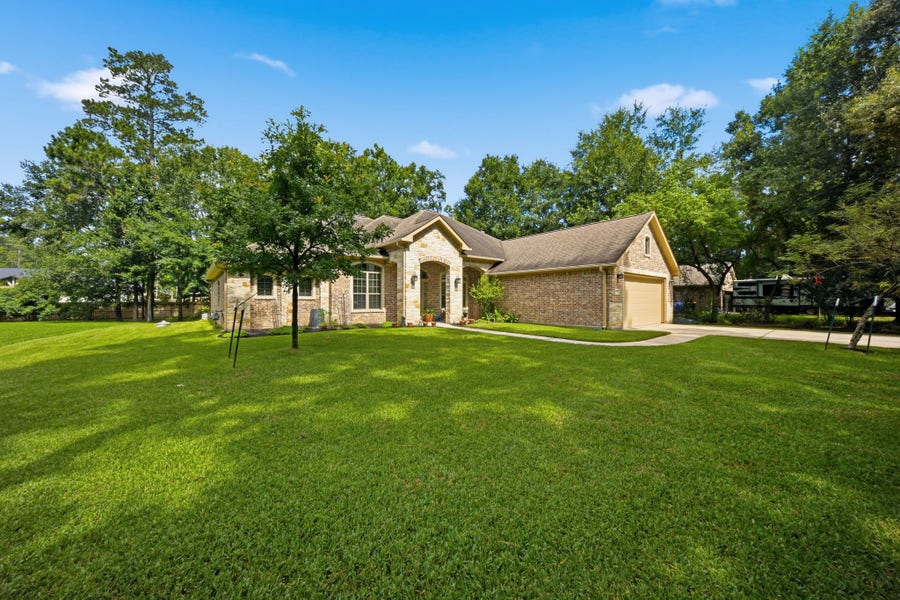 Property photo for 34015 Conroe Huffsmith Road, Magnolia, TX