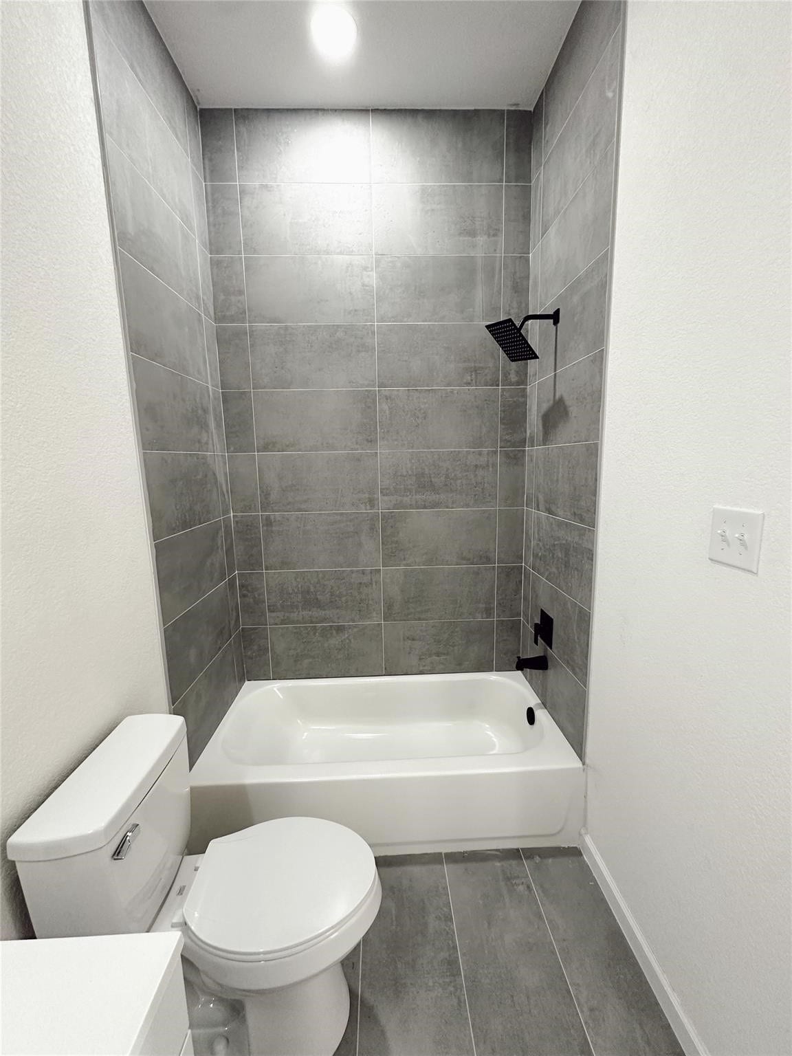 318 Tennessee Street, #AB, Houston, TX 77029 318 Tennessee Street, #AB, Houston, TX 77029