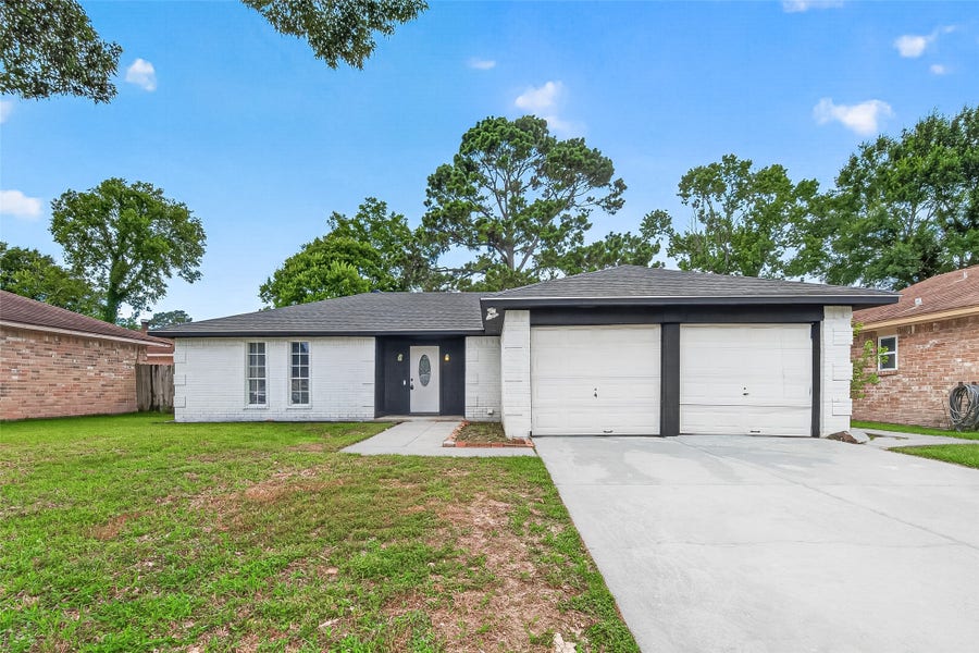 Property photo for 23219 Pennsgrove Road, Spring, TX