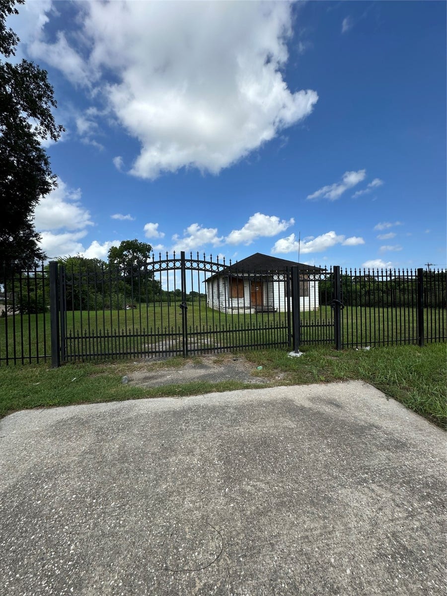 Property photo for 10809 Telephone Road, Houston, TX