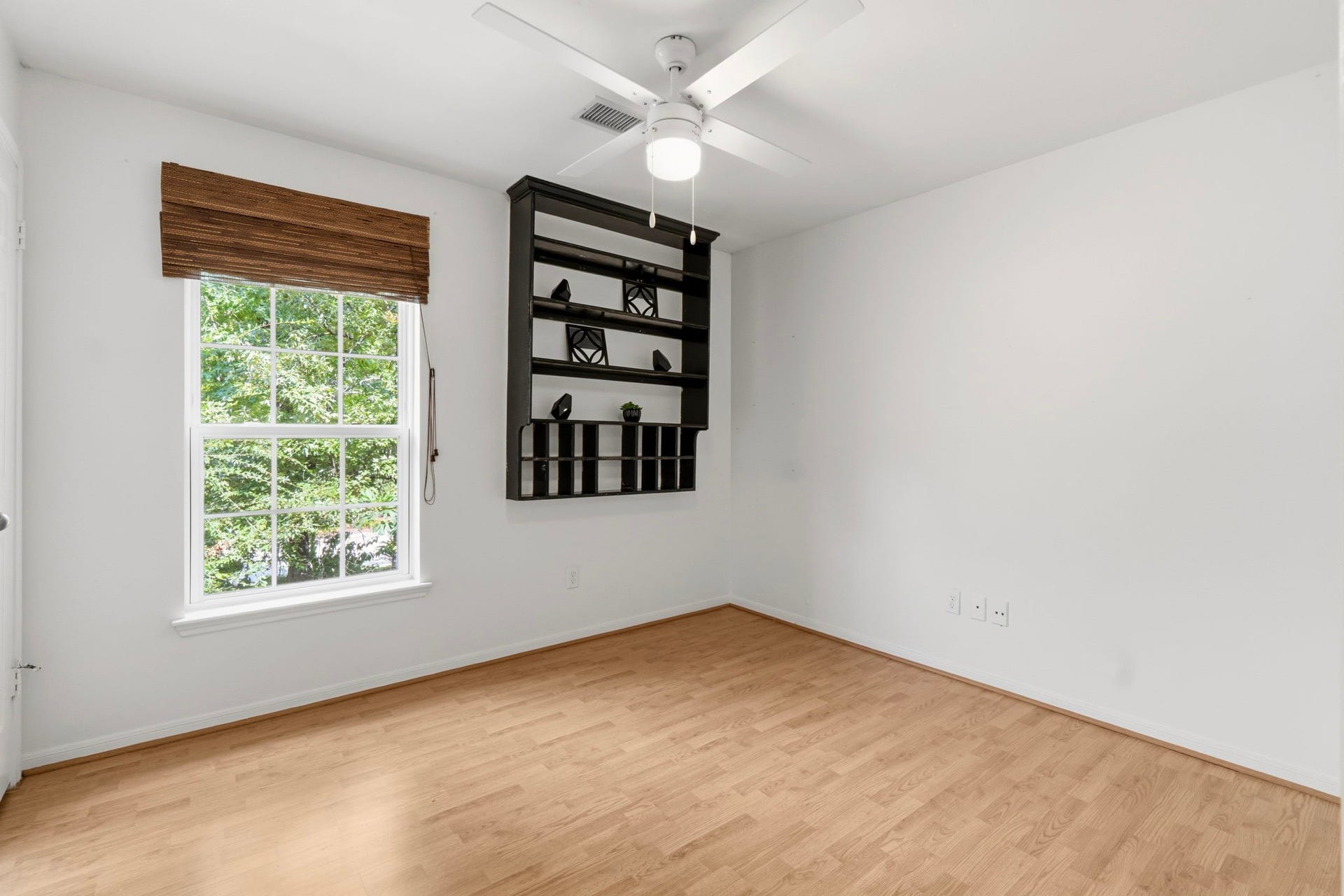 11 Thorn Berry Place, The Woodlands, TX 77381 11 Thorn Berry Place, The Woodlands, TX 77381