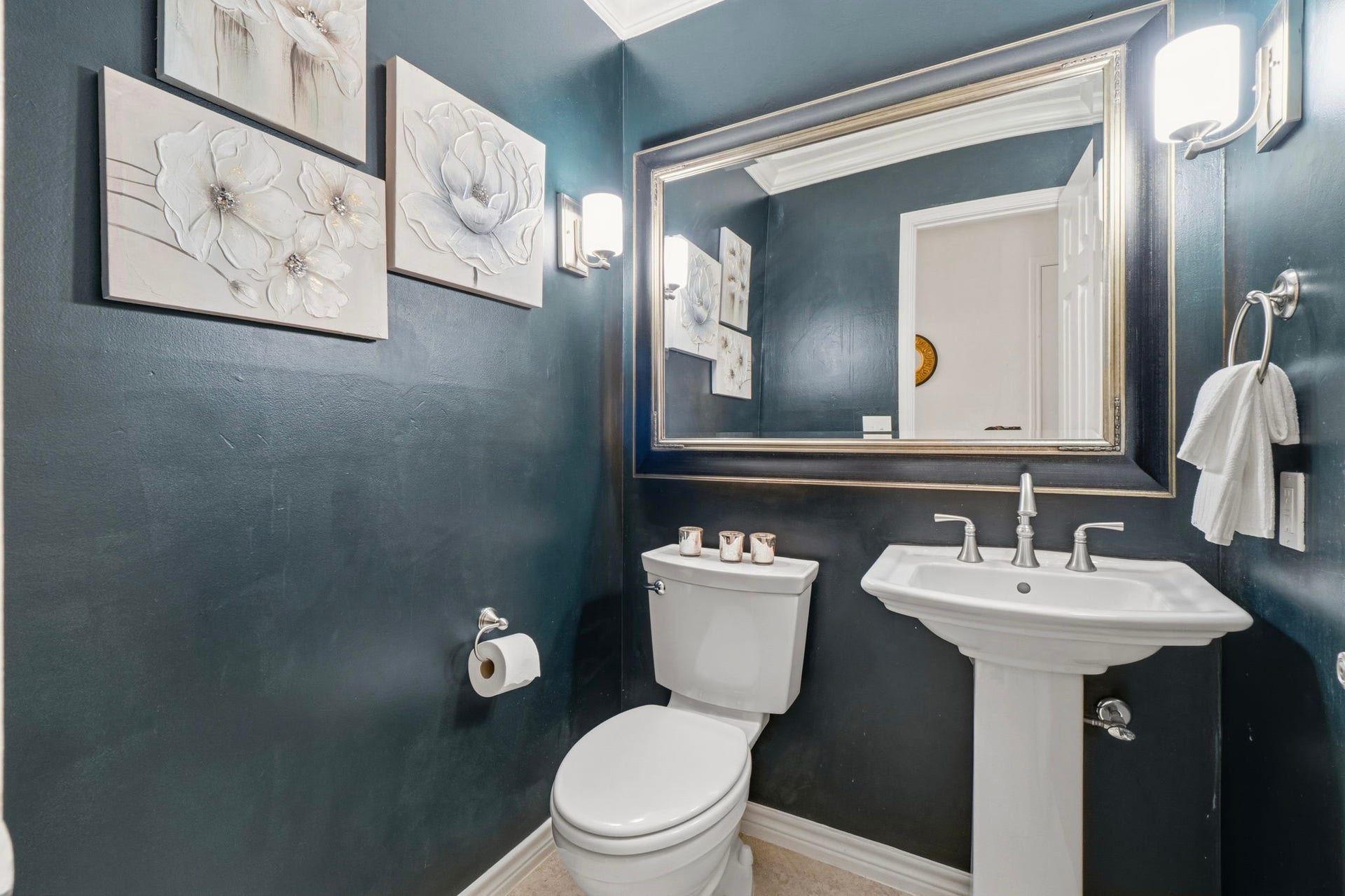 11 Thorn Berry Place, The Woodlands, TX 77381 11 Thorn Berry Place, The Woodlands, TX 77381