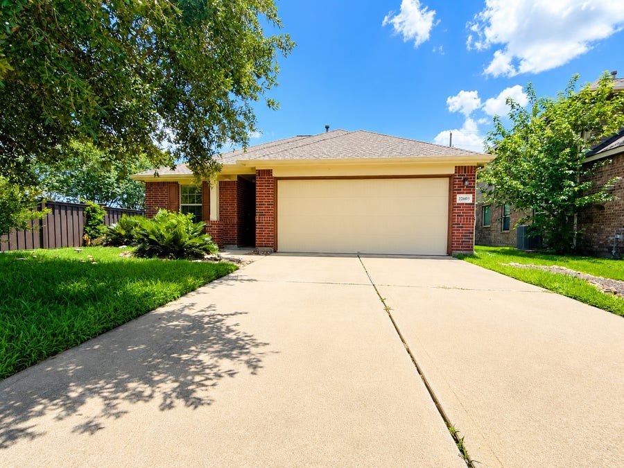 Property photo for 22603 Banter Point Lane, Katy, TX