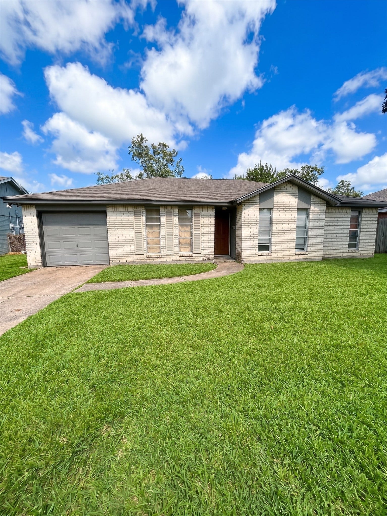 7410 Canary Circle, Texas City, TX 77591 7410 Canary Circle, Texas City, TX 77591