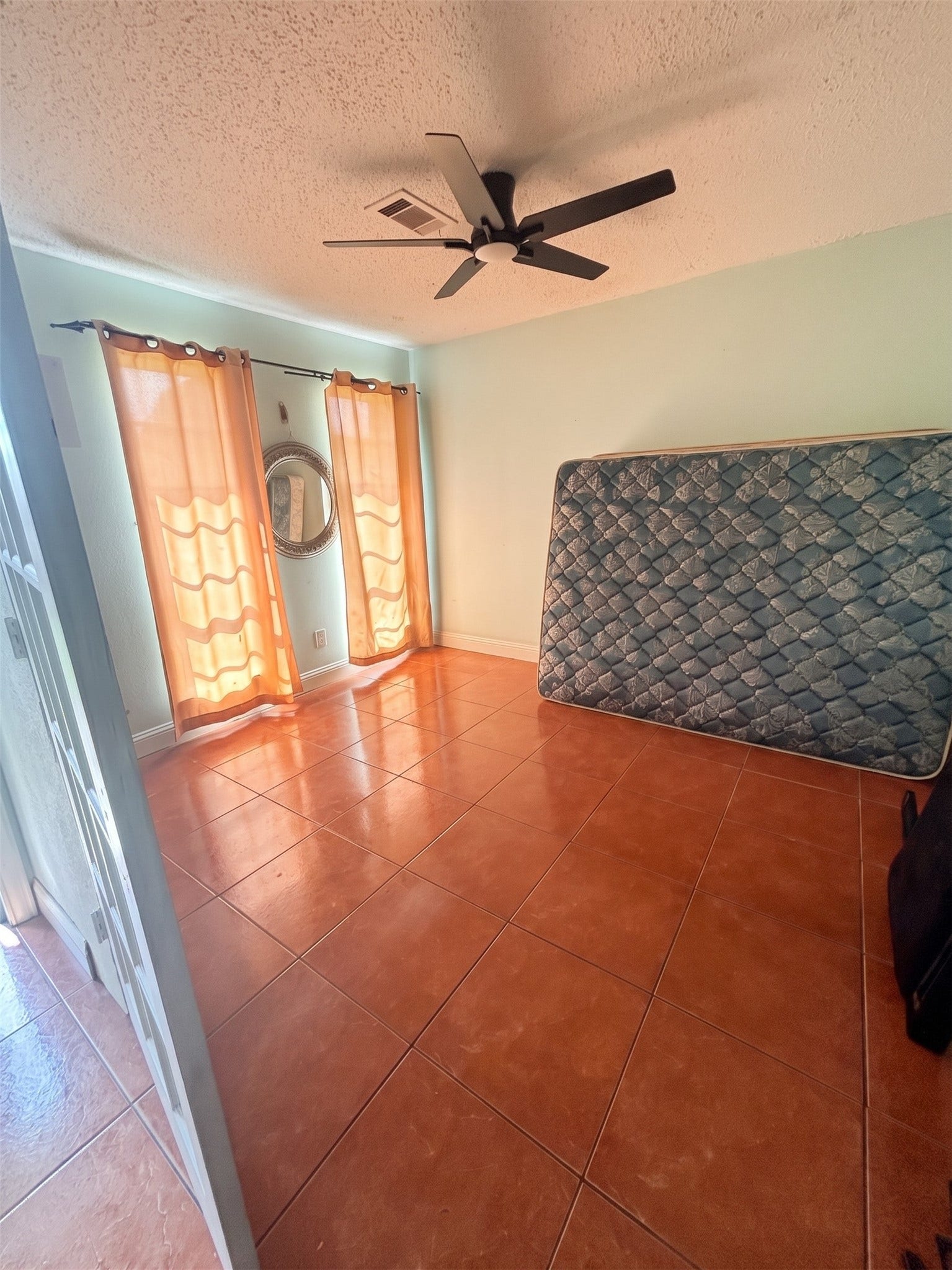 7410 Canary Circle, Texas City, TX 77591 Den/ Office Space