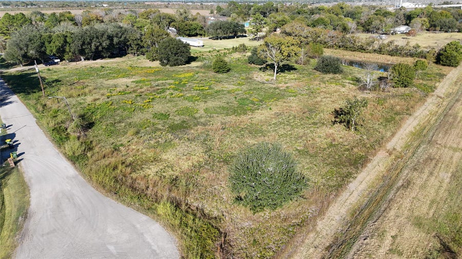Property photo for 0 Herbert Drive, Pearland, TX