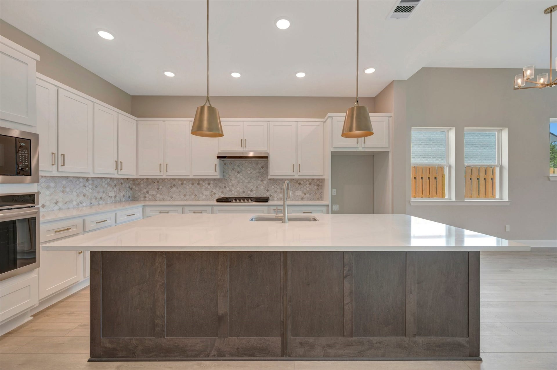 2014 Escobar Street, Montgomery, TX 77316 Welcome to The Crystal Beach by David Weekley Homes. Move-In Ready Now!