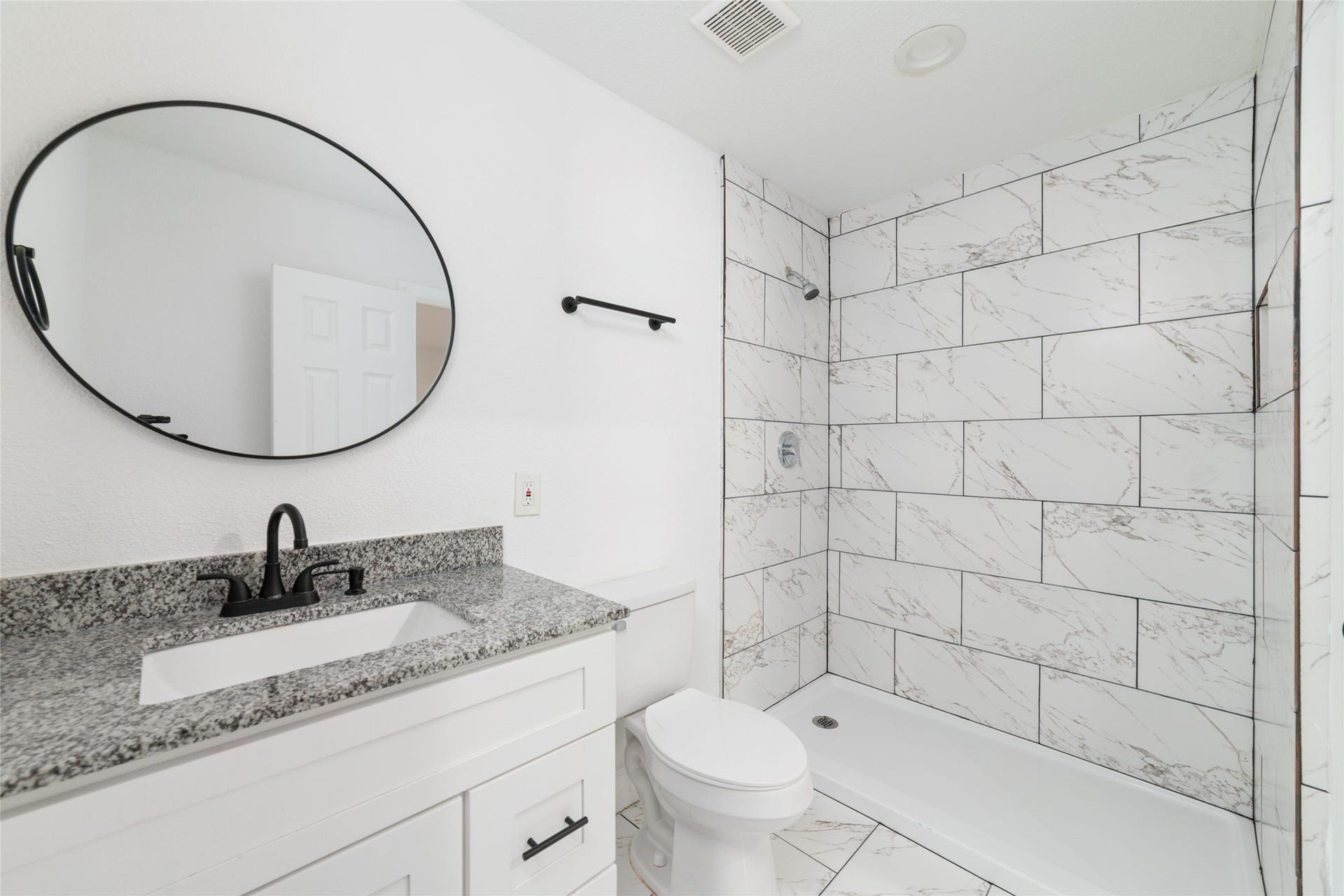 7125 Conley Street, Houston, TX 77021 One of three bathrooms in this home.