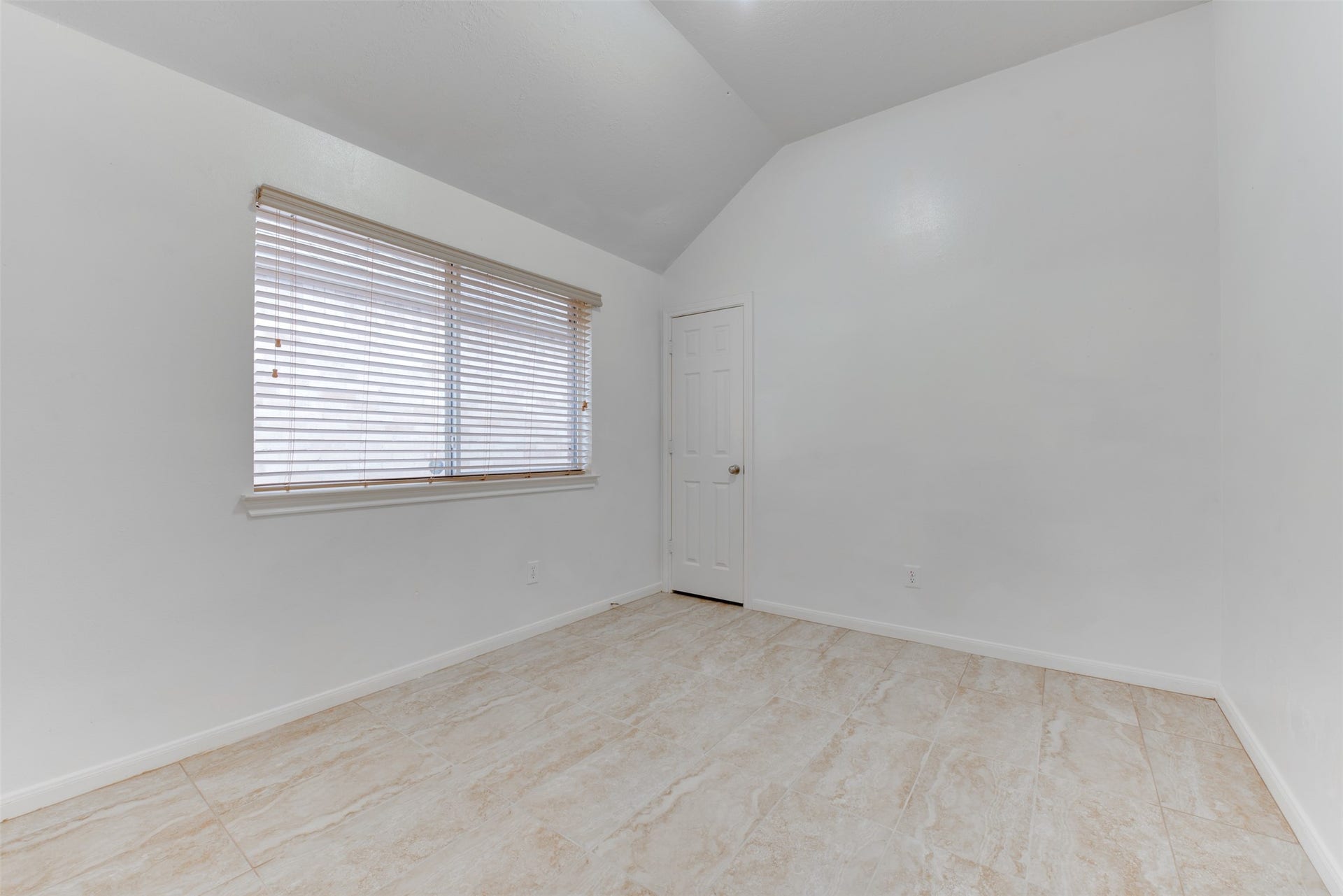 13327 Boxwood Terrace Drive, Houston, TX 77083 13327 Boxwood Terrace Drive, Houston, TX 77083