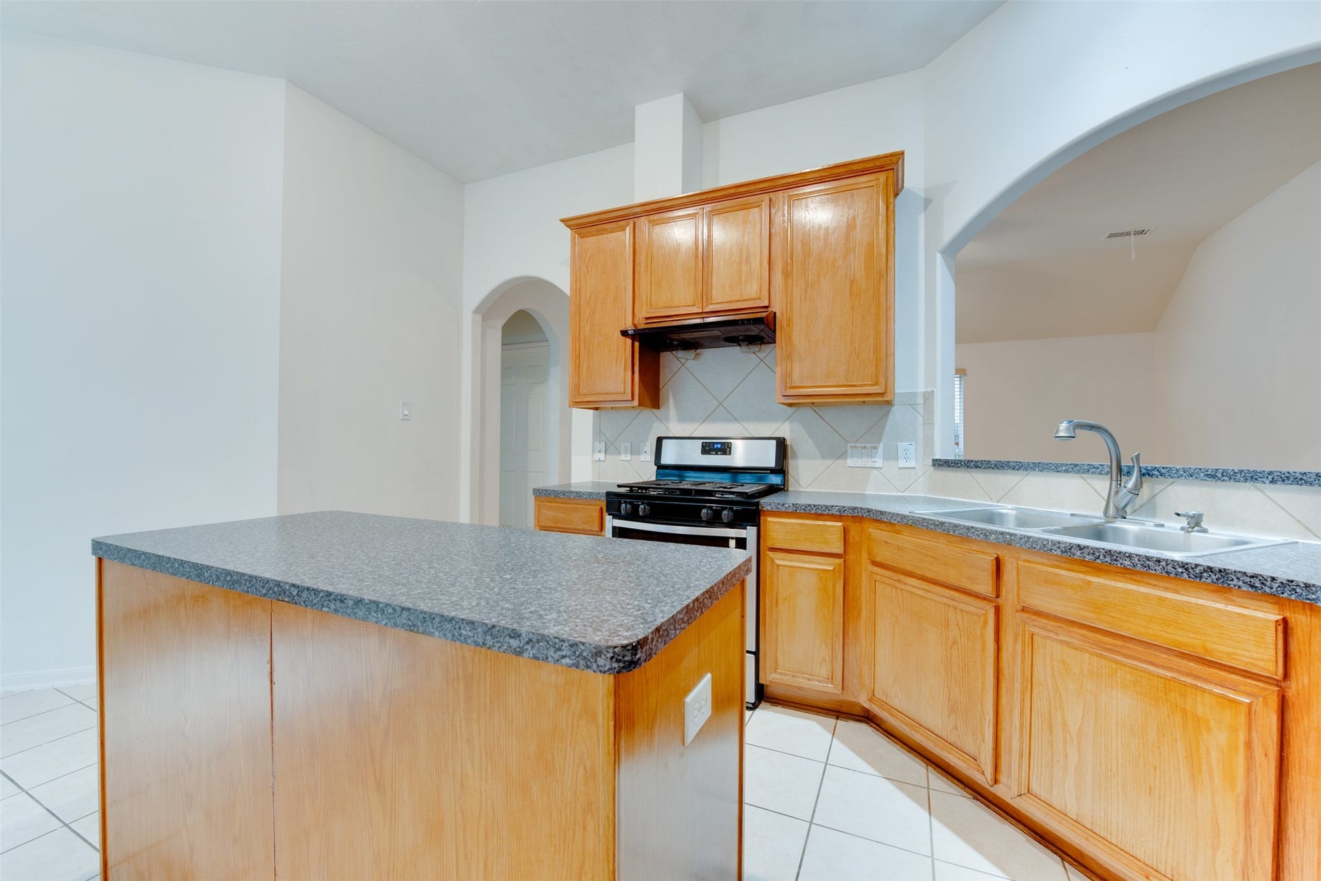 13327 Boxwood Terrace Drive, Houston, TX 77083 13327 Boxwood Terrace Drive, Houston, TX 77083