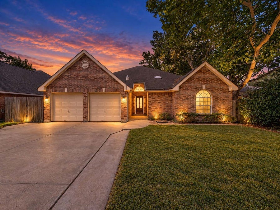 Property photo for 11114 Kirwin Lane, Houston, TX