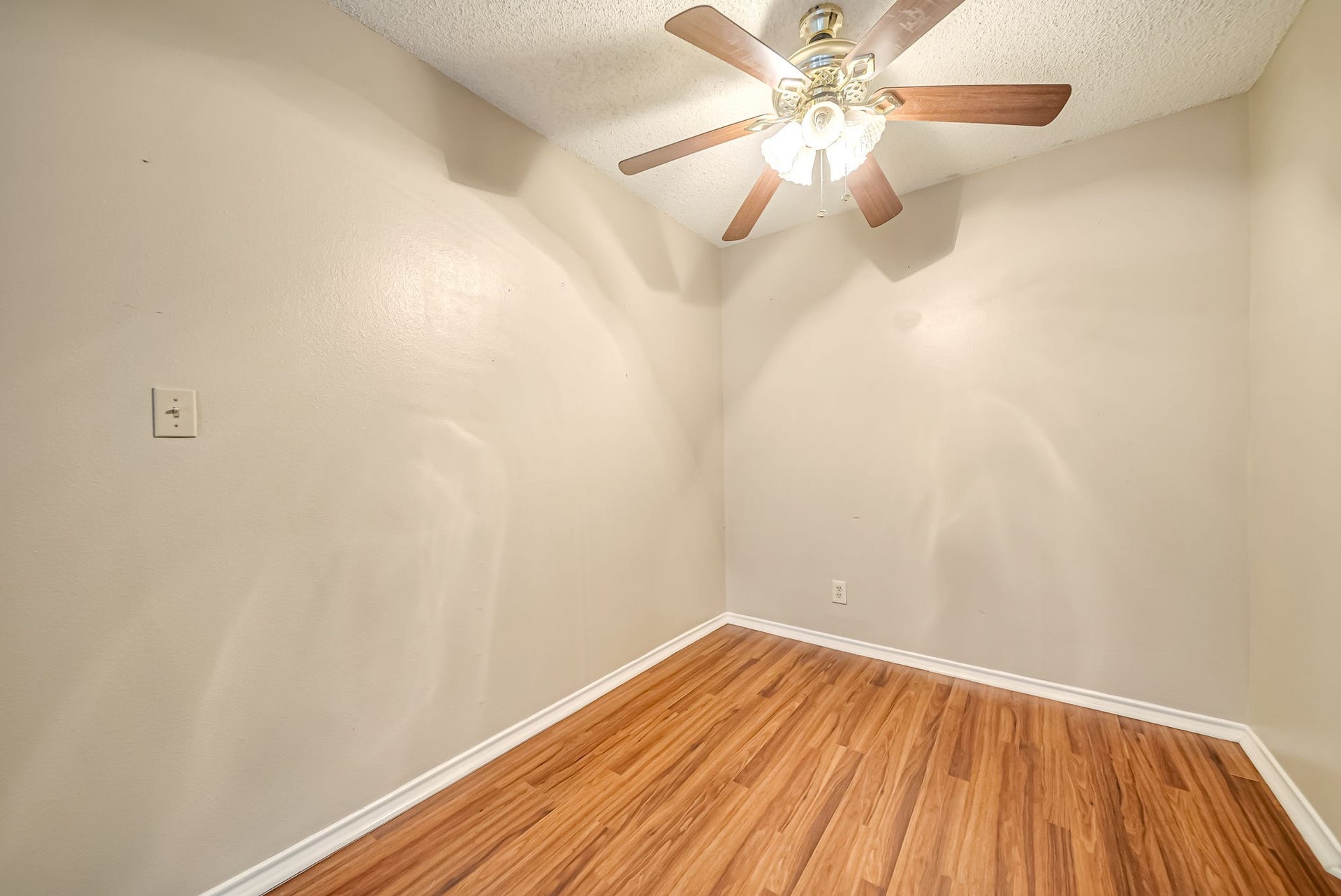 2501 Gulf Freeway, #256D, Dickinson, TX 77539 2501 Gulf Freeway, #256D, Dickinson, TX 77539