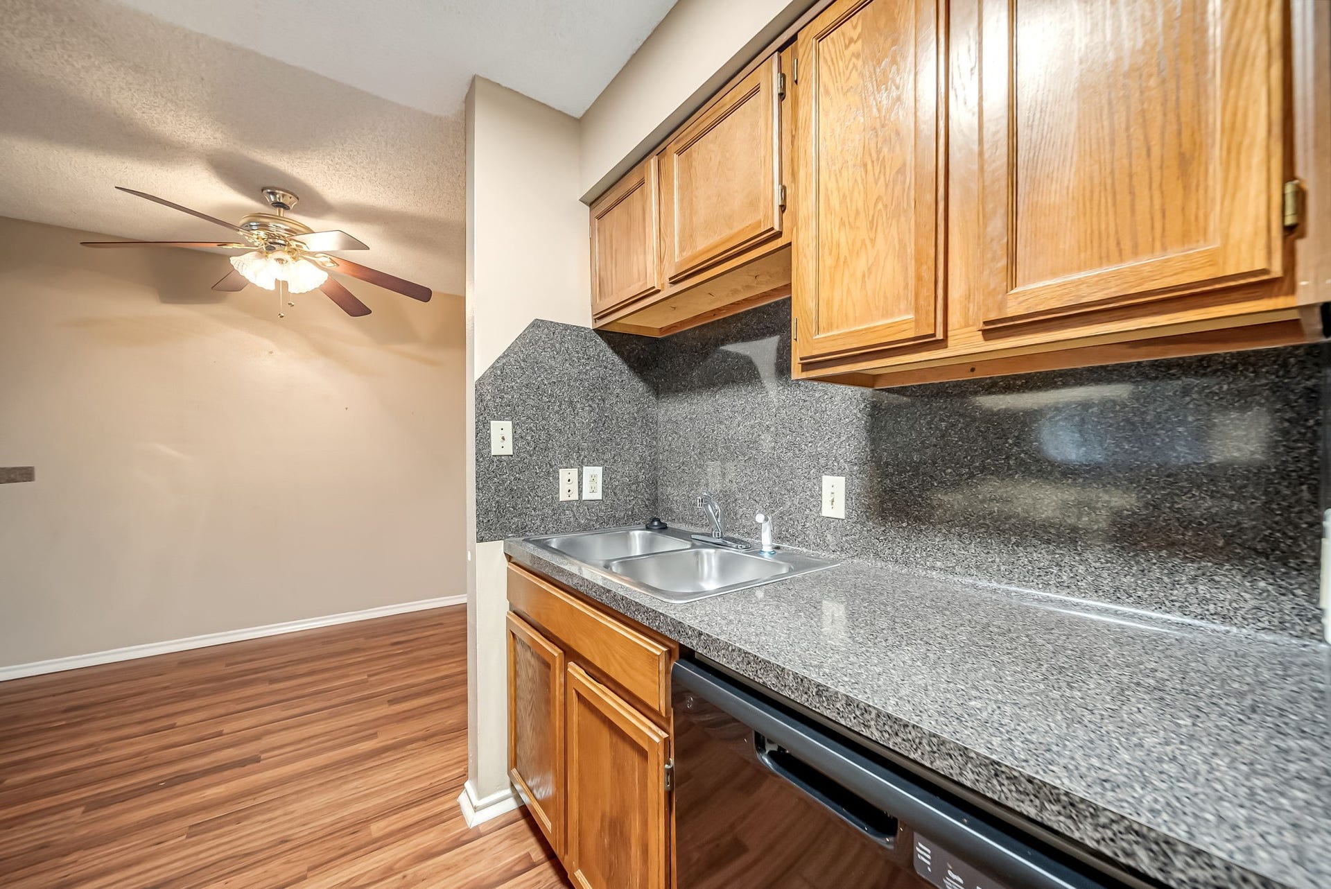 2501 Gulf Freeway, #256D, Dickinson, TX 77539 2501 Gulf Freeway, #256D, Dickinson, TX 77539