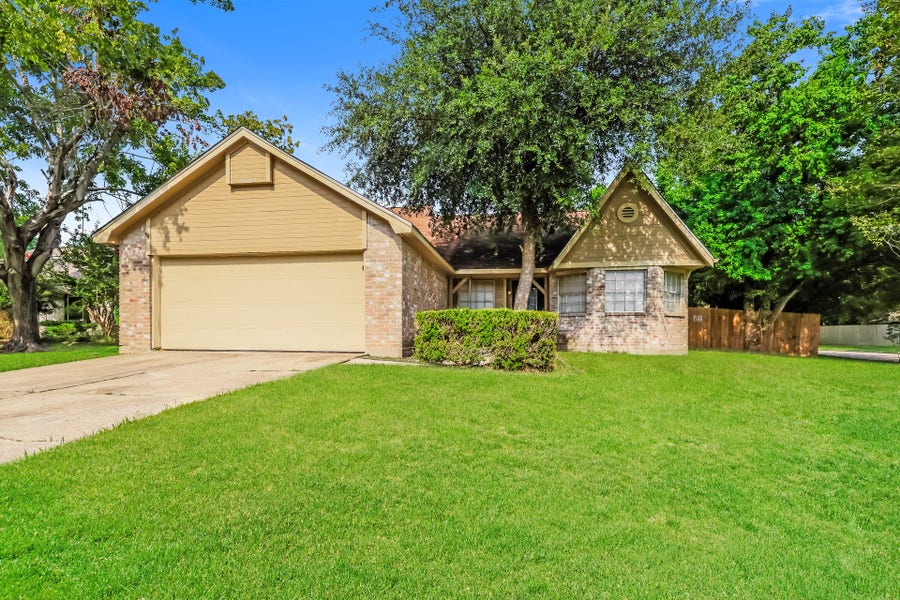 Property photo for 20102 Big Timber Drive, Humble, TX