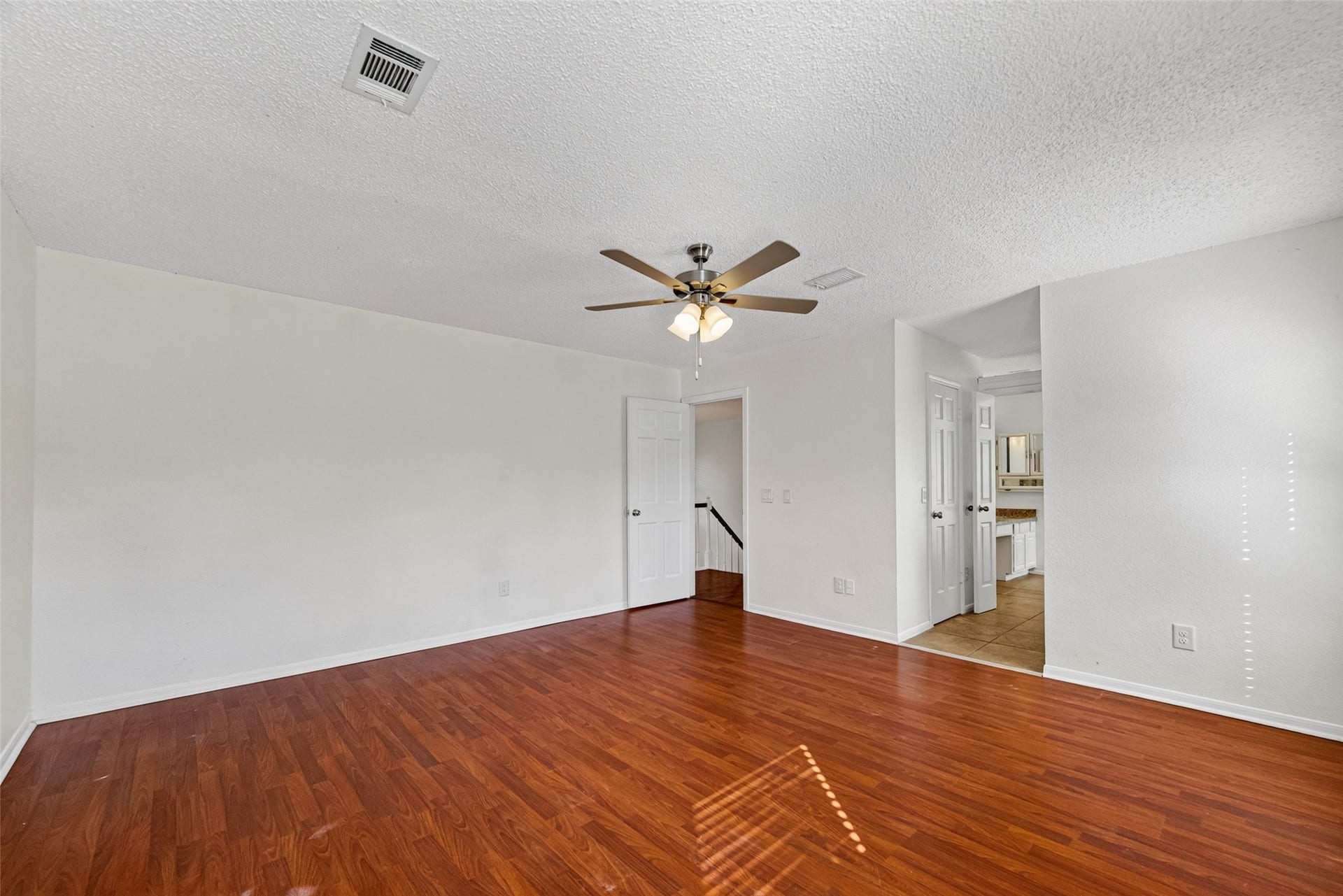2328 Colleen Drive, Pearland, TX 77581 2328 Colleen Drive, Pearland, TX 77581