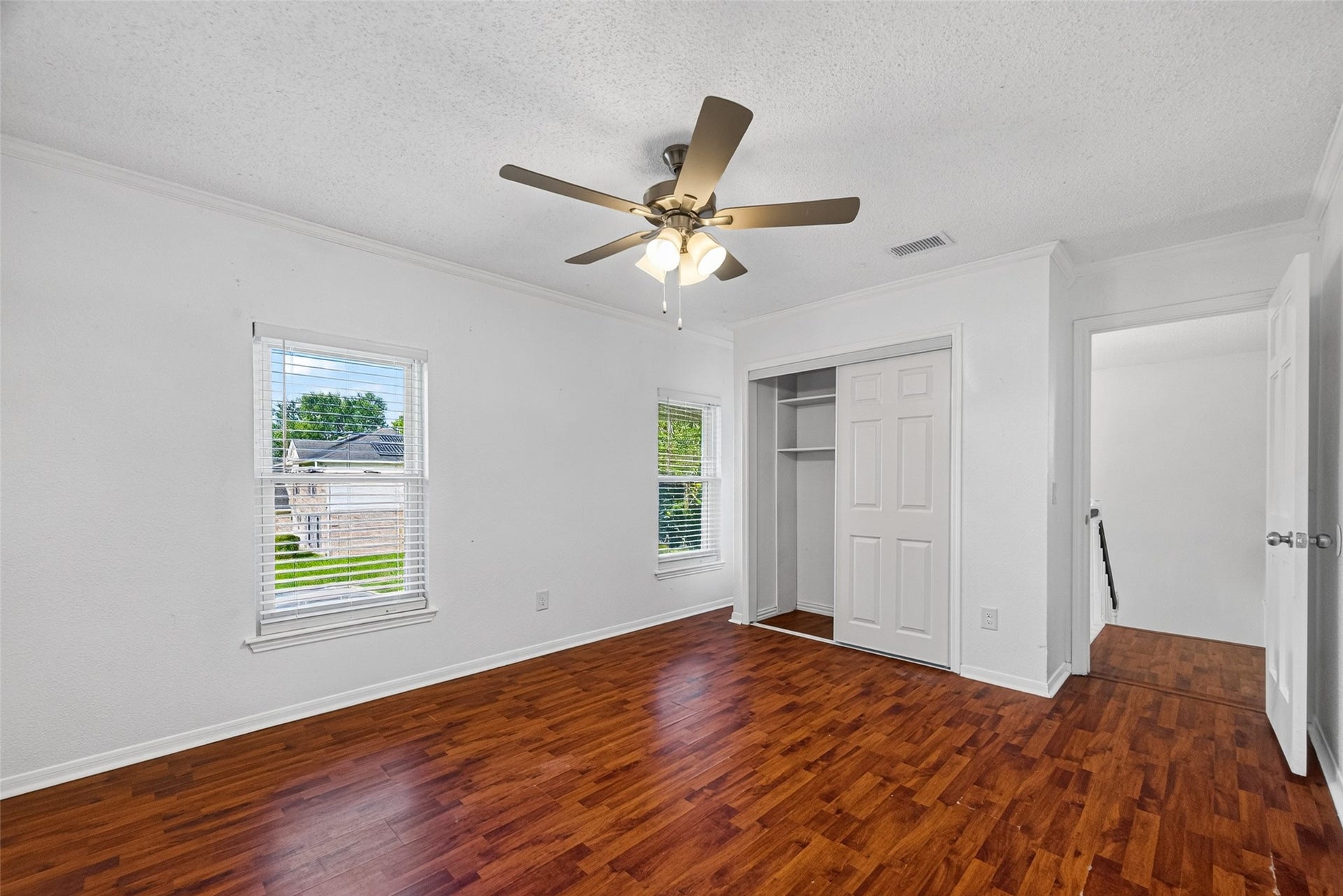 2328 Colleen Drive, Pearland, TX 77581 2328 Colleen Drive, Pearland, TX 77581