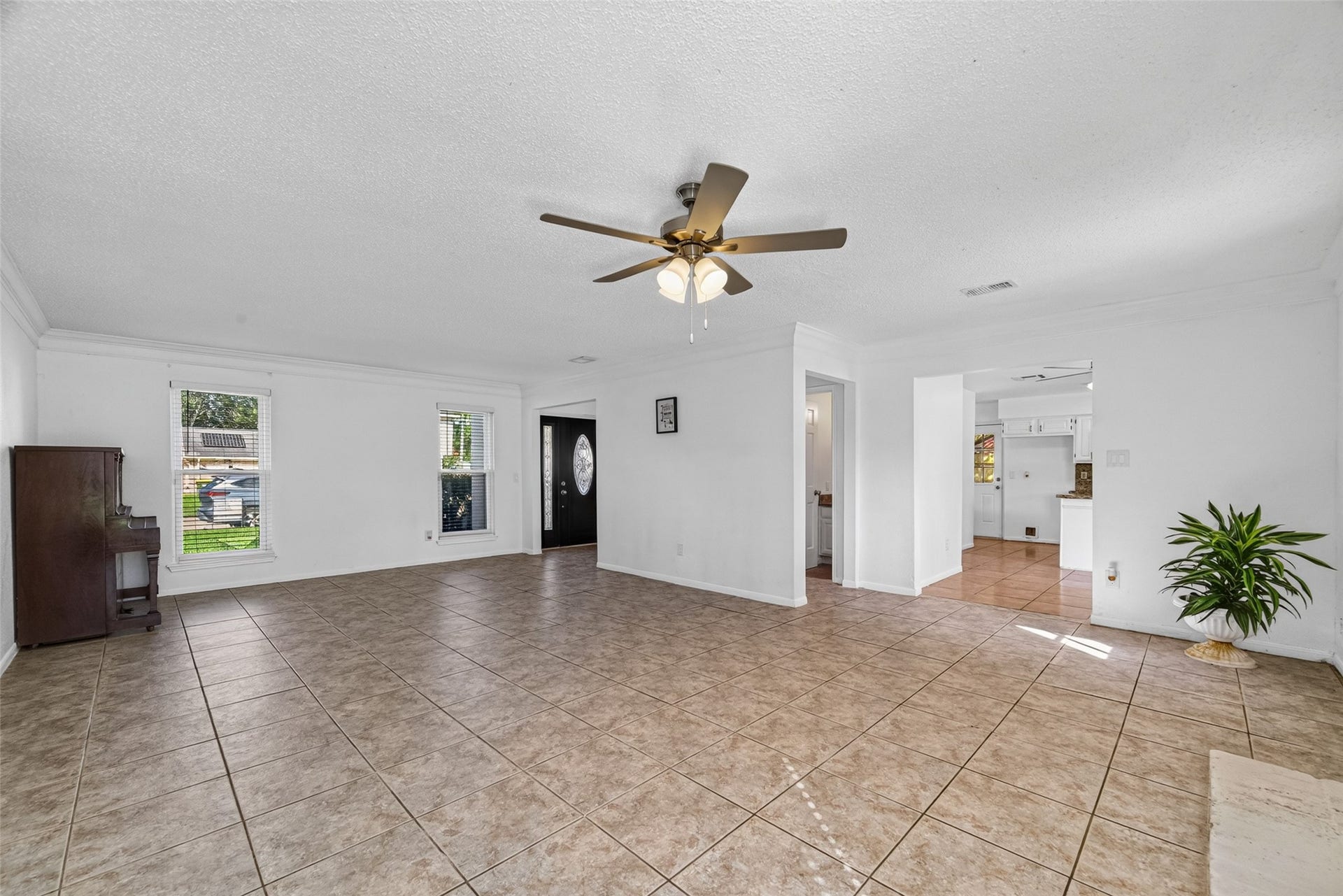 2328 Colleen Drive, Pearland, TX 77581 2328 Colleen Drive, Pearland, TX 77581
