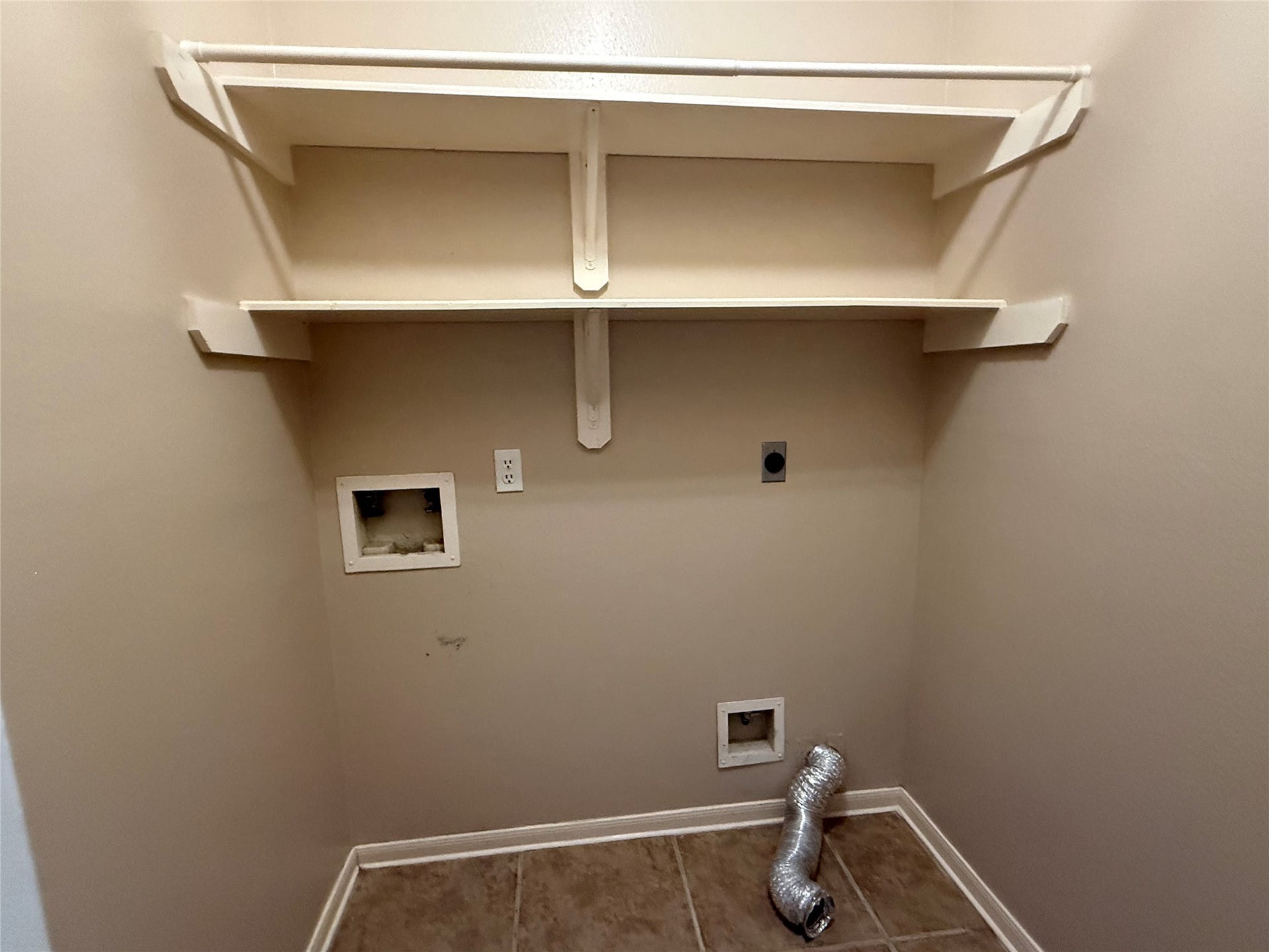 14527 Circlewood Way, Houston, TX 77062 14527 Circlewood Way, Houston, TX 77062