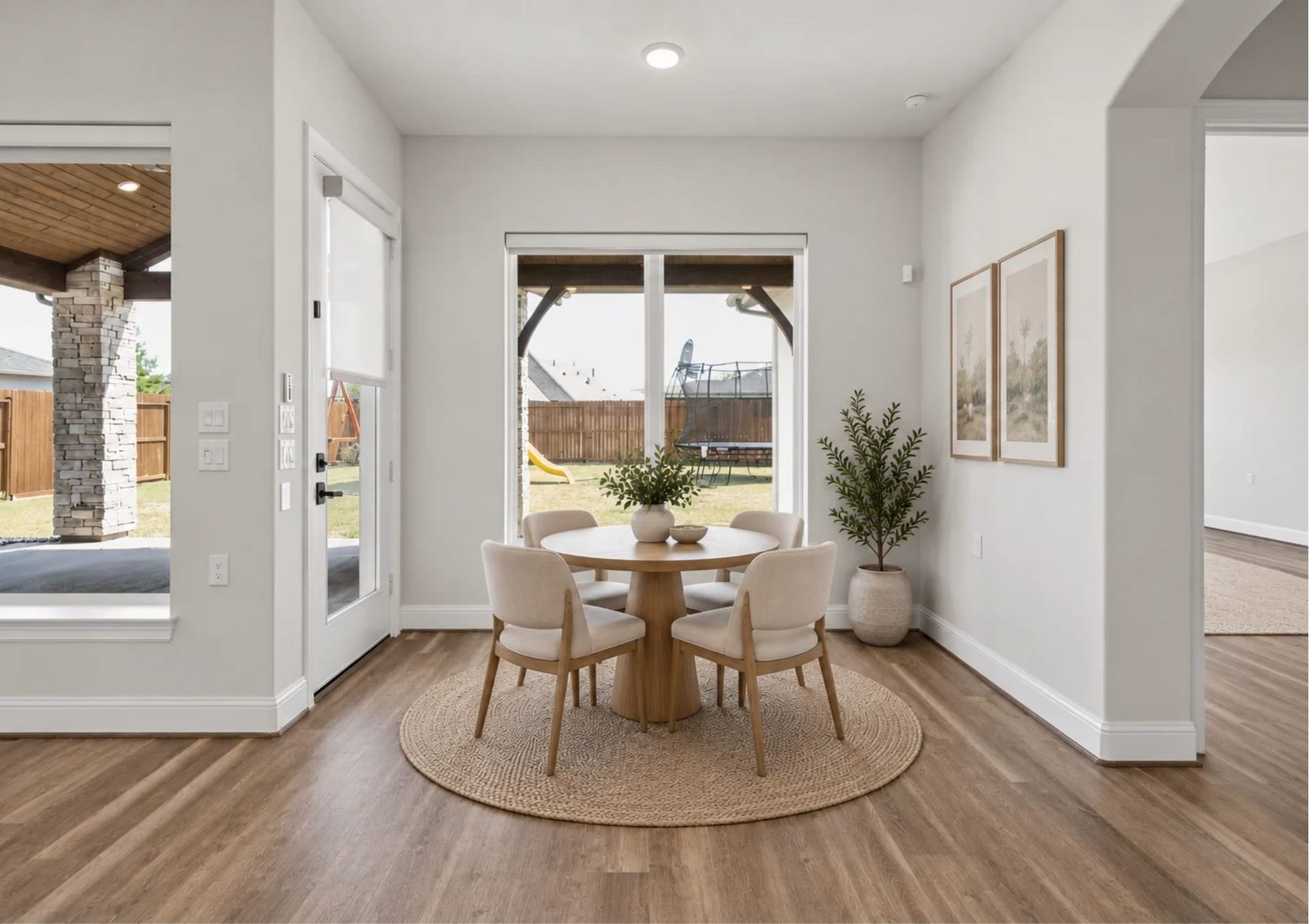 10810 Painted Crescent Court, Cypress, TX 77433 Spacious Breakfast Nook